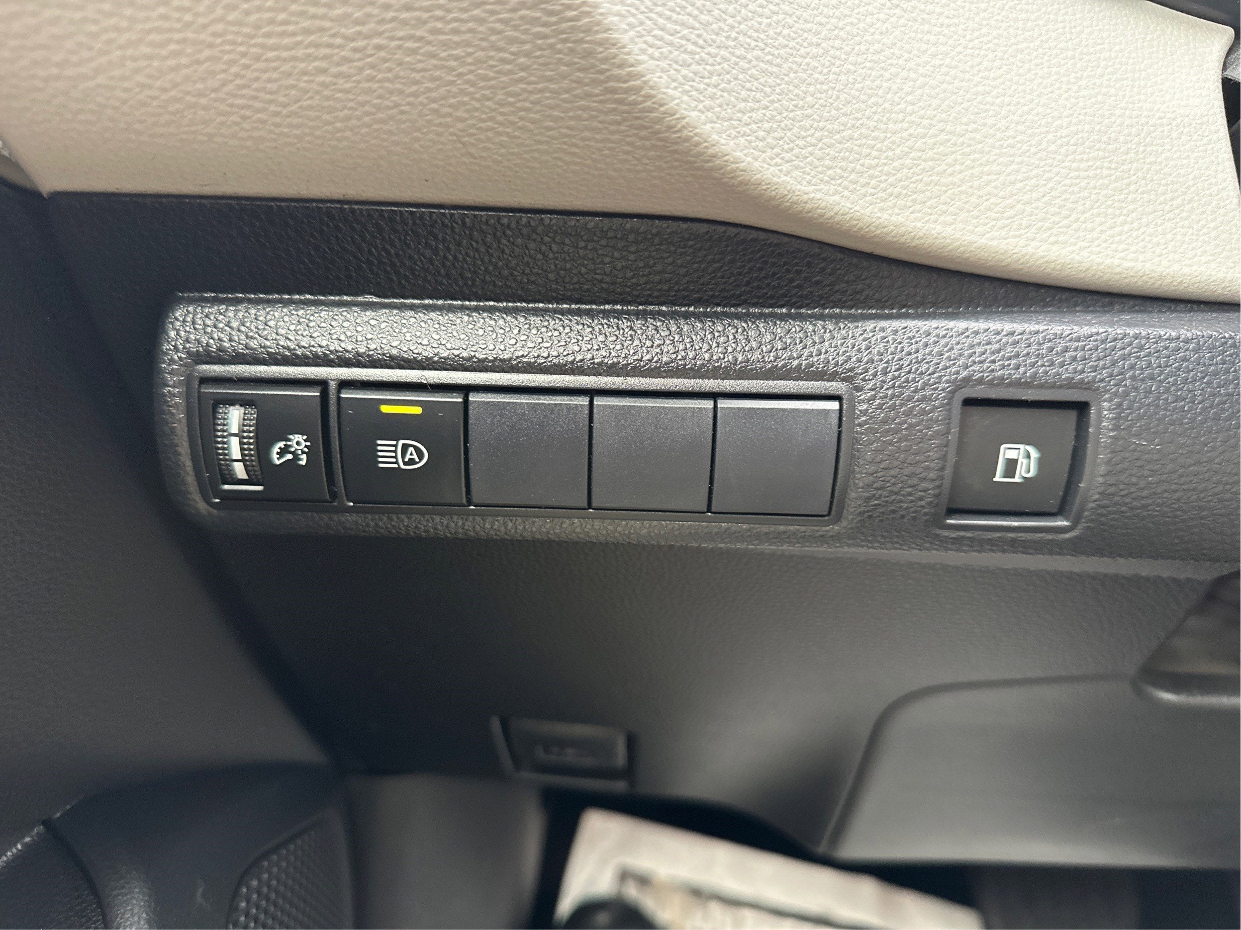 2021 Toyota Corolla Hybrid LE