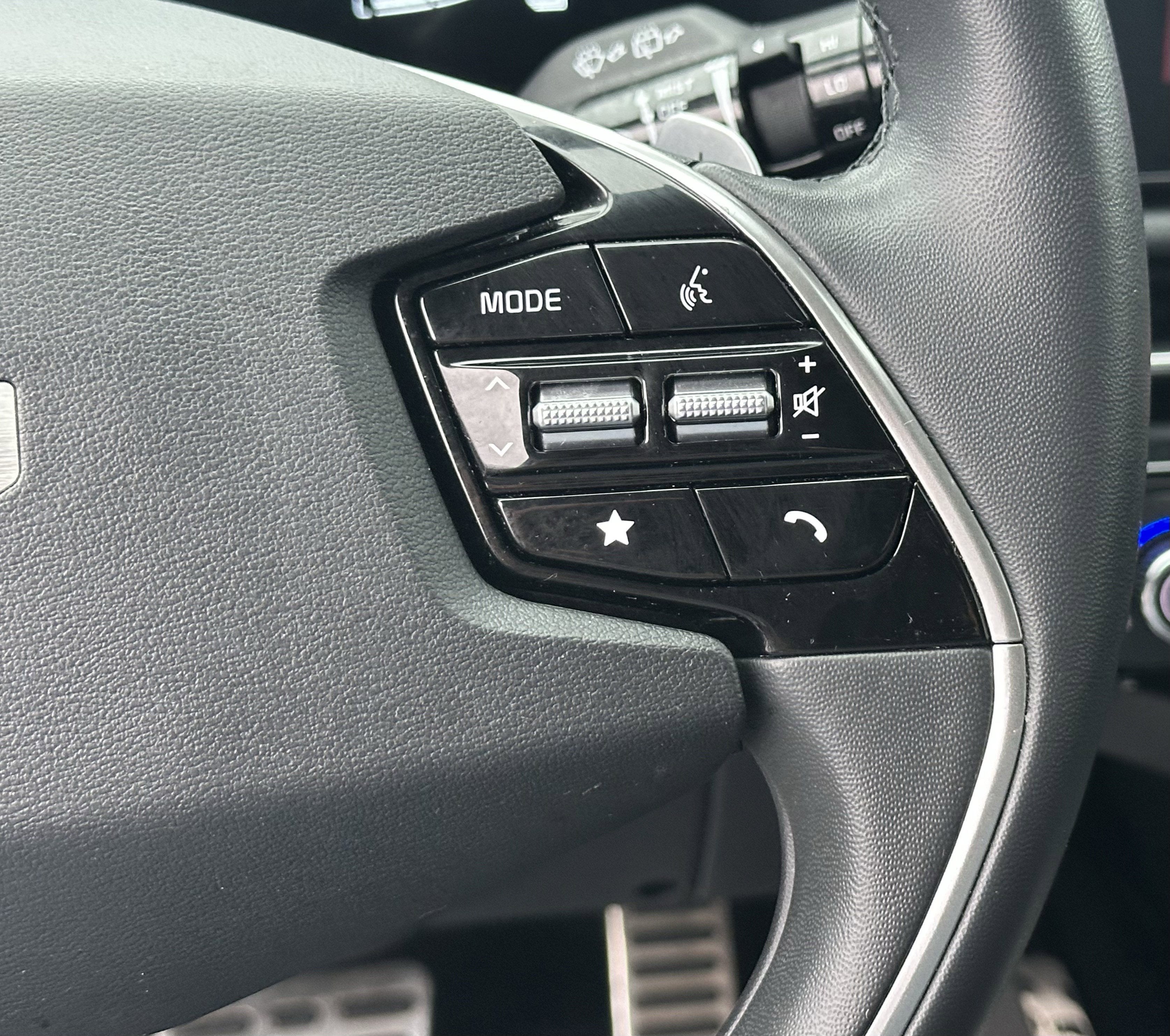 2023 Kia Niro EX Touring