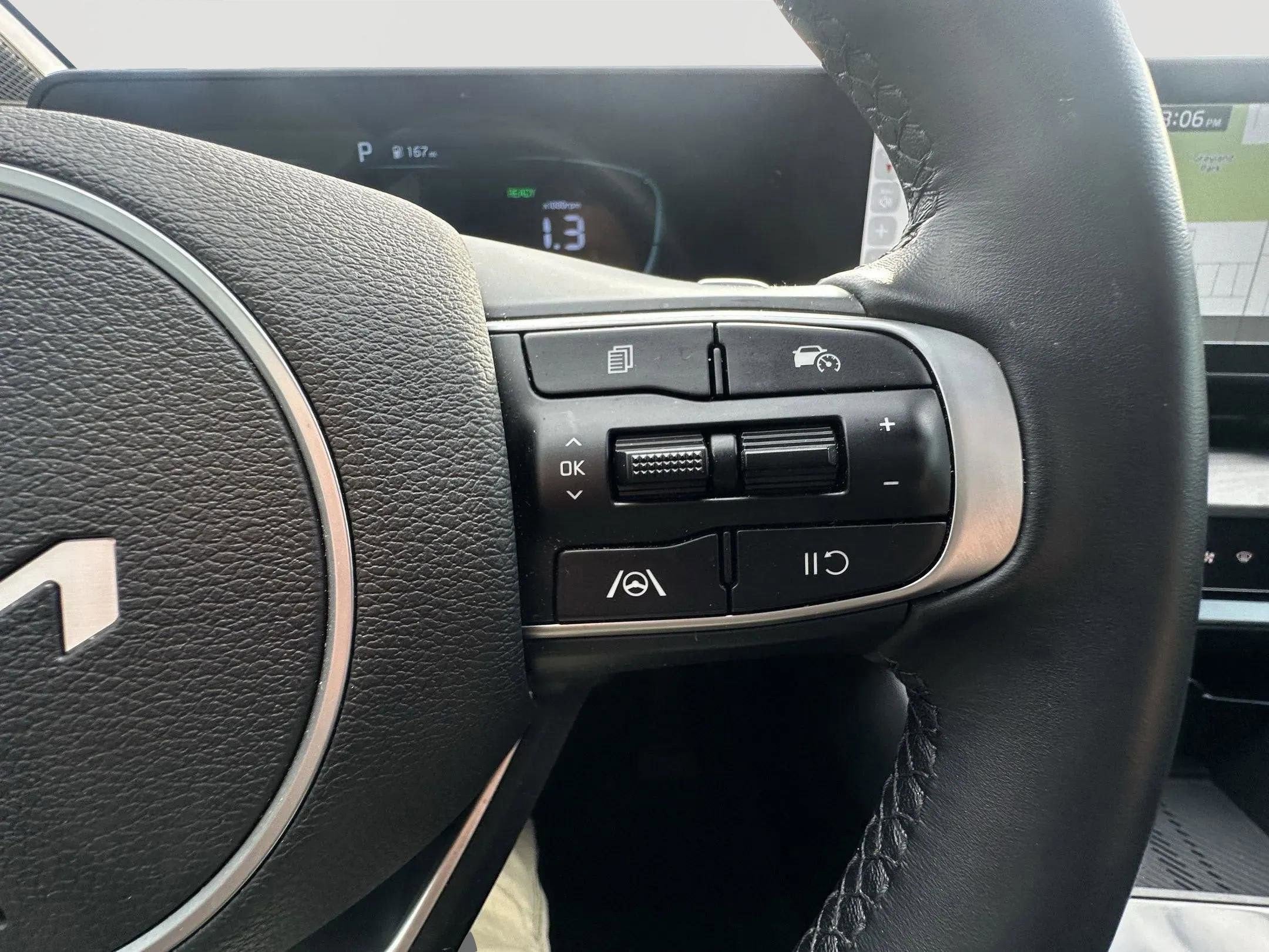 2025 Kia Sportage Plug-In Hybrid X-Line