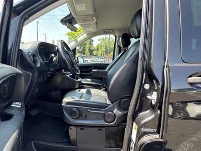 2018 Mercedes-Benz Metris Passenger Van Standard Roof 126