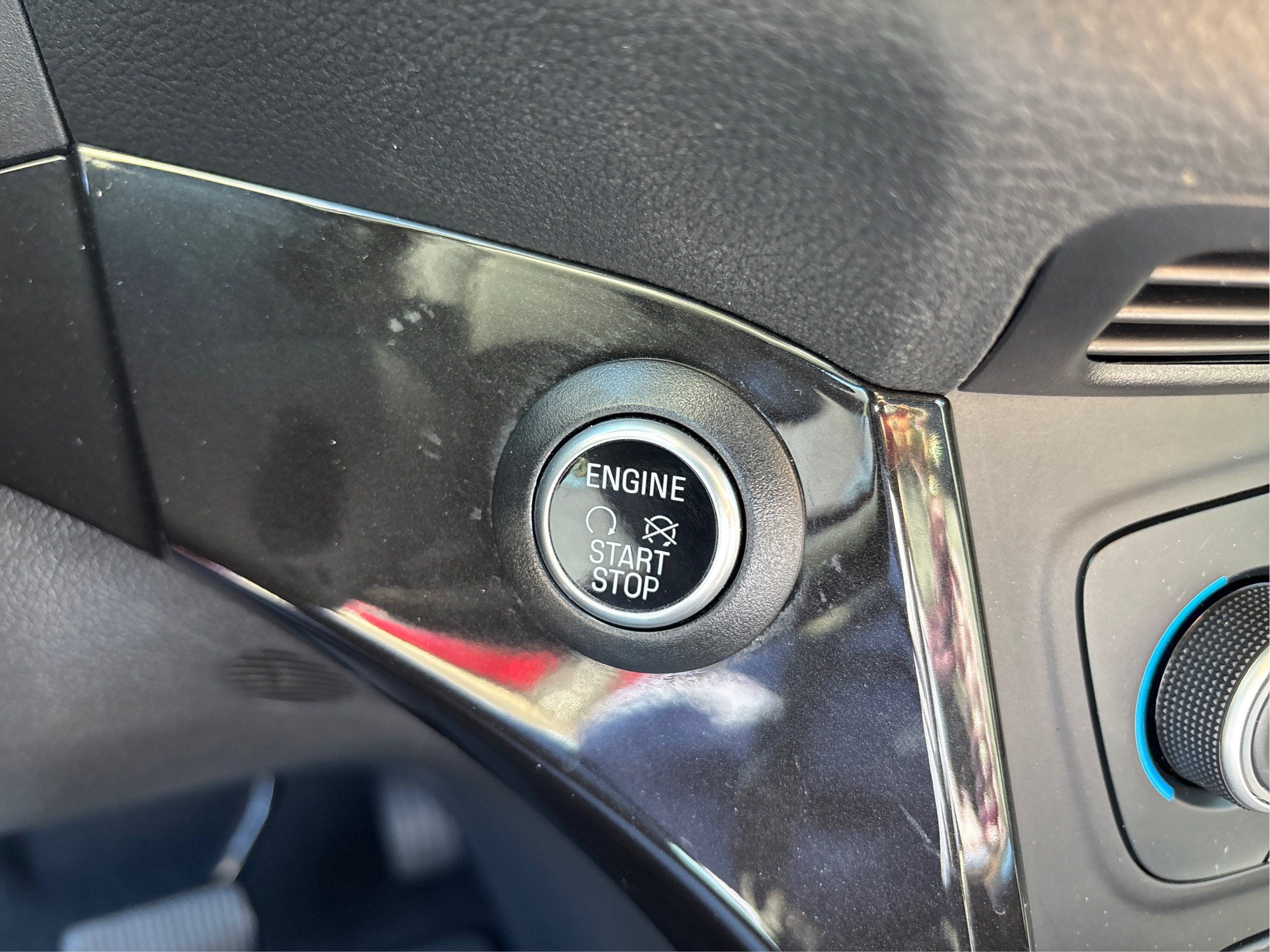 2019 Ford Escape Titanium 4WD