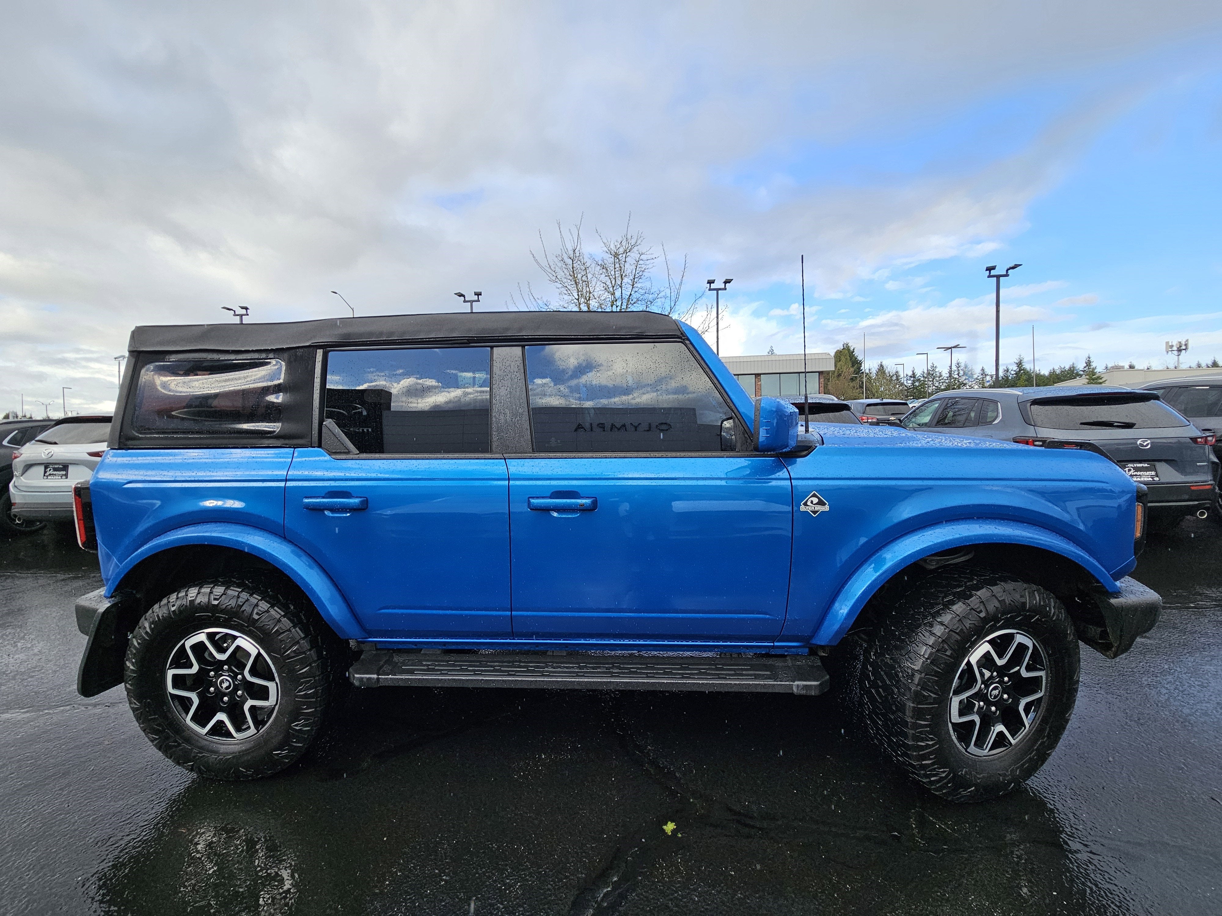 2023 Ford Bronco Outer Banks