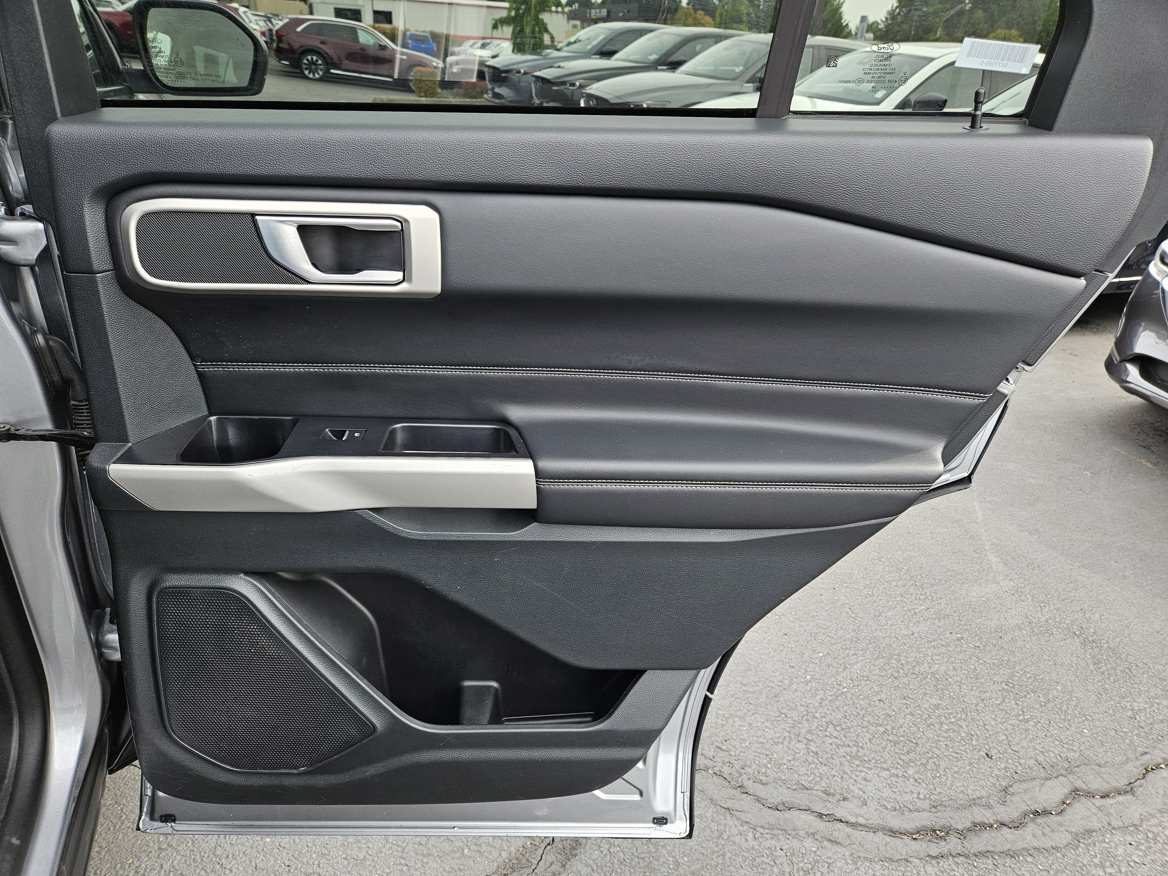 2024 Ford Explorer XLT 4WD