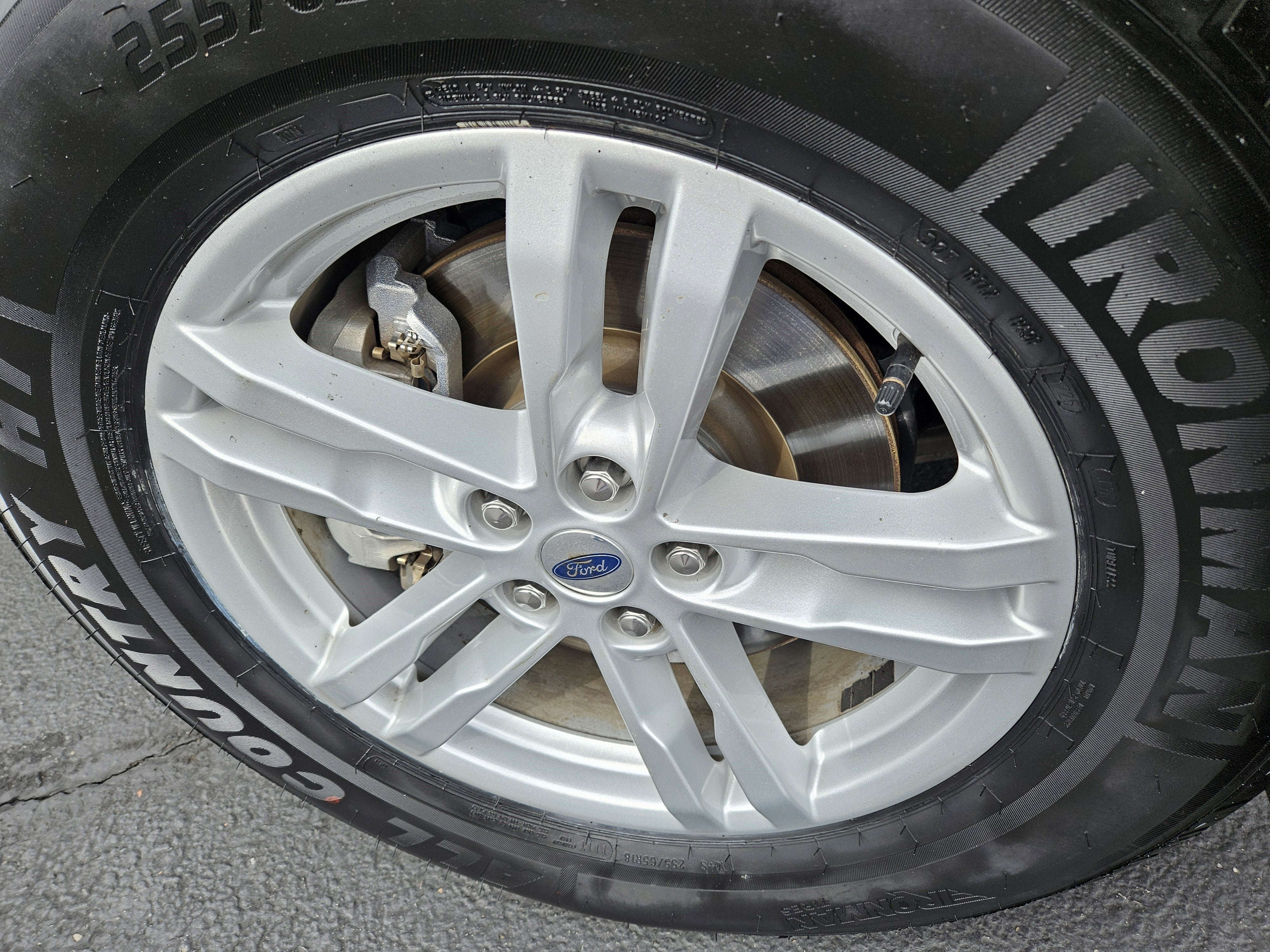 2024 Ford Explorer XLT 4WD