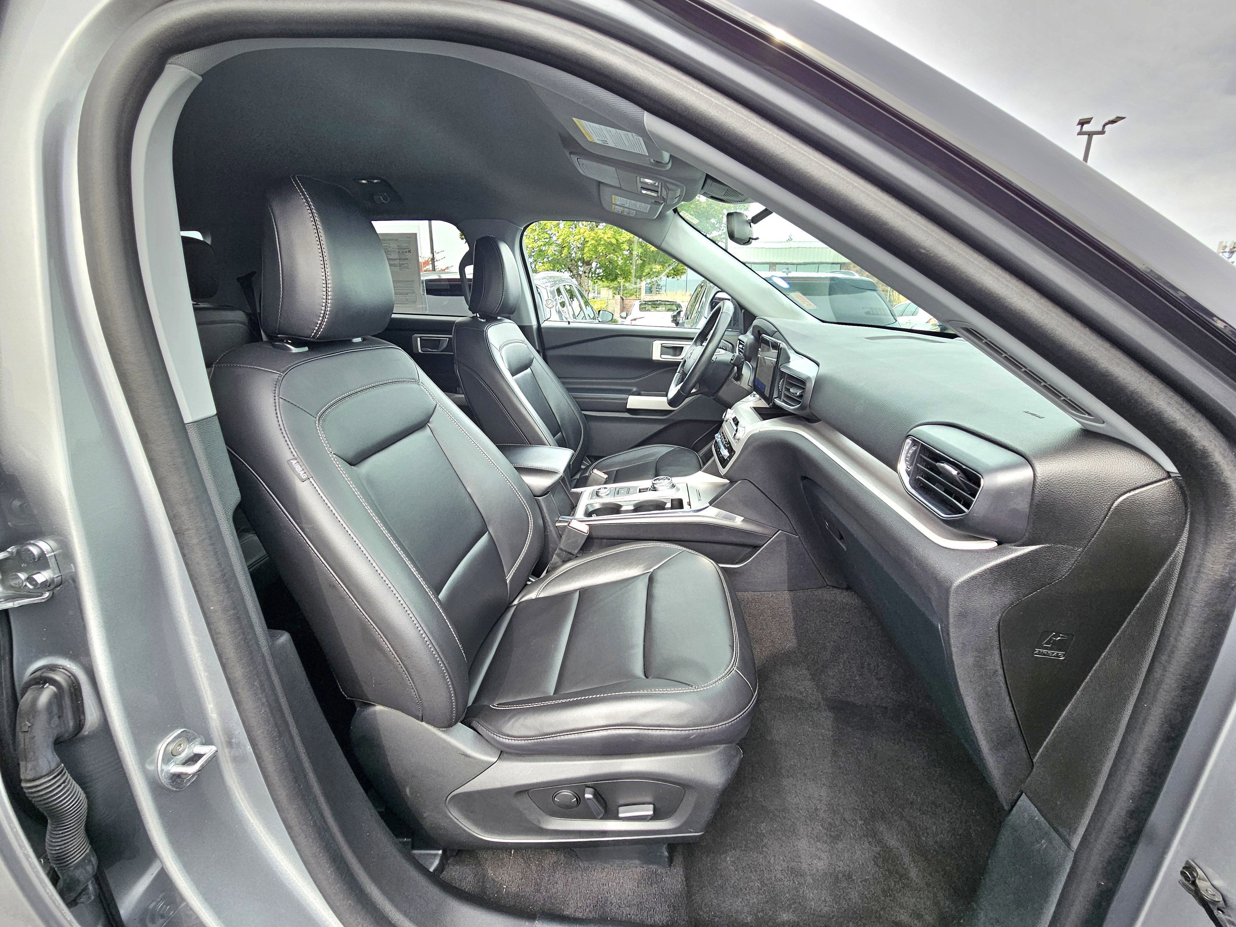 2024 Ford Explorer XLT 4WD