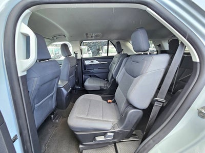2025 Ford Explorer Active 4WD