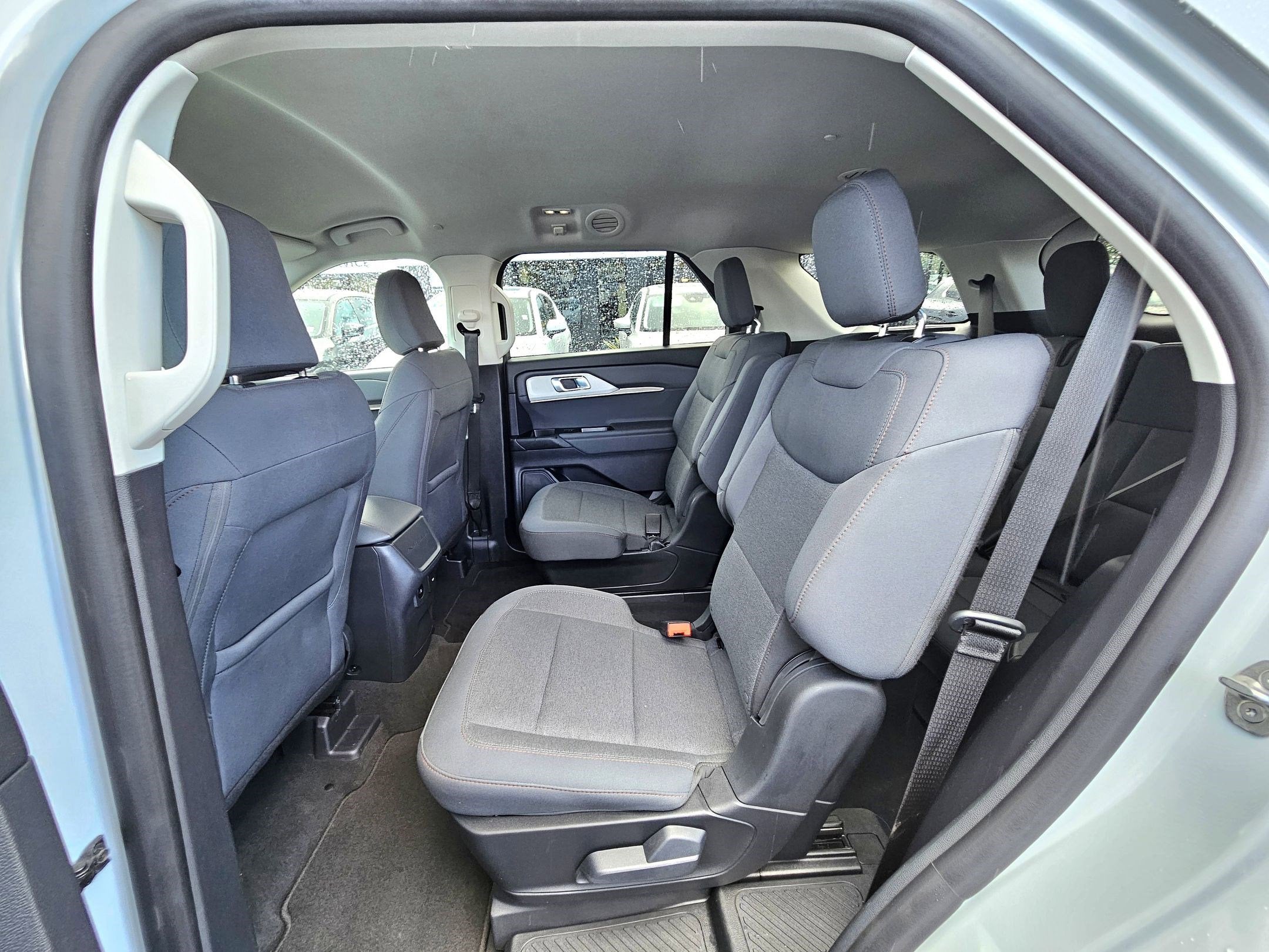 2025 Ford Explorer Active 4WD