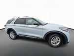 2025 Ford Explorer Active 4WD