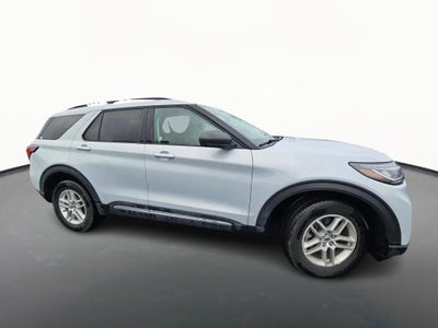 2025 Ford Explorer Active 4WD