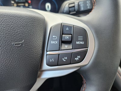 2025 Ford Explorer Active 4WD