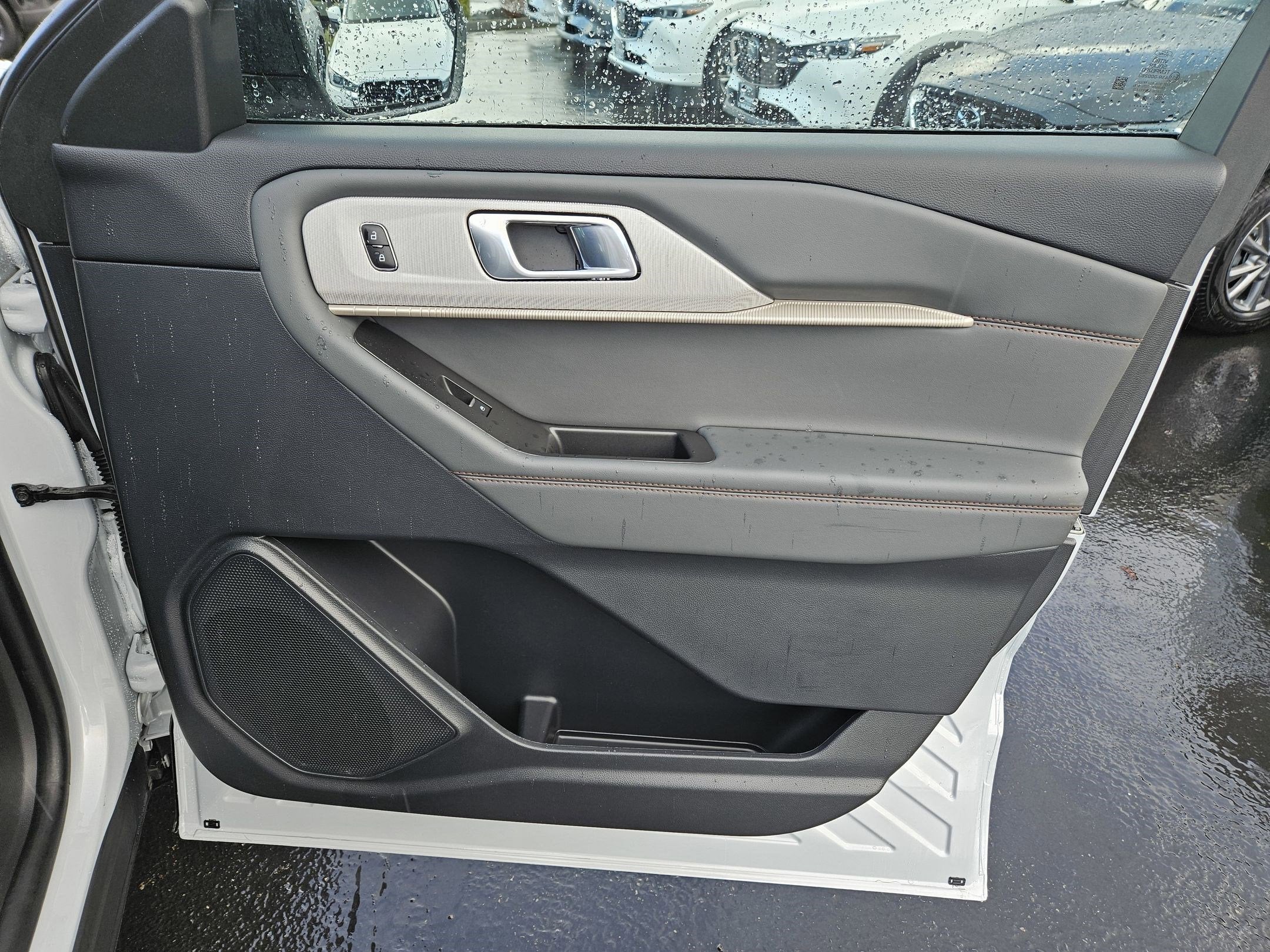 2025 Ford Explorer Active 4WD