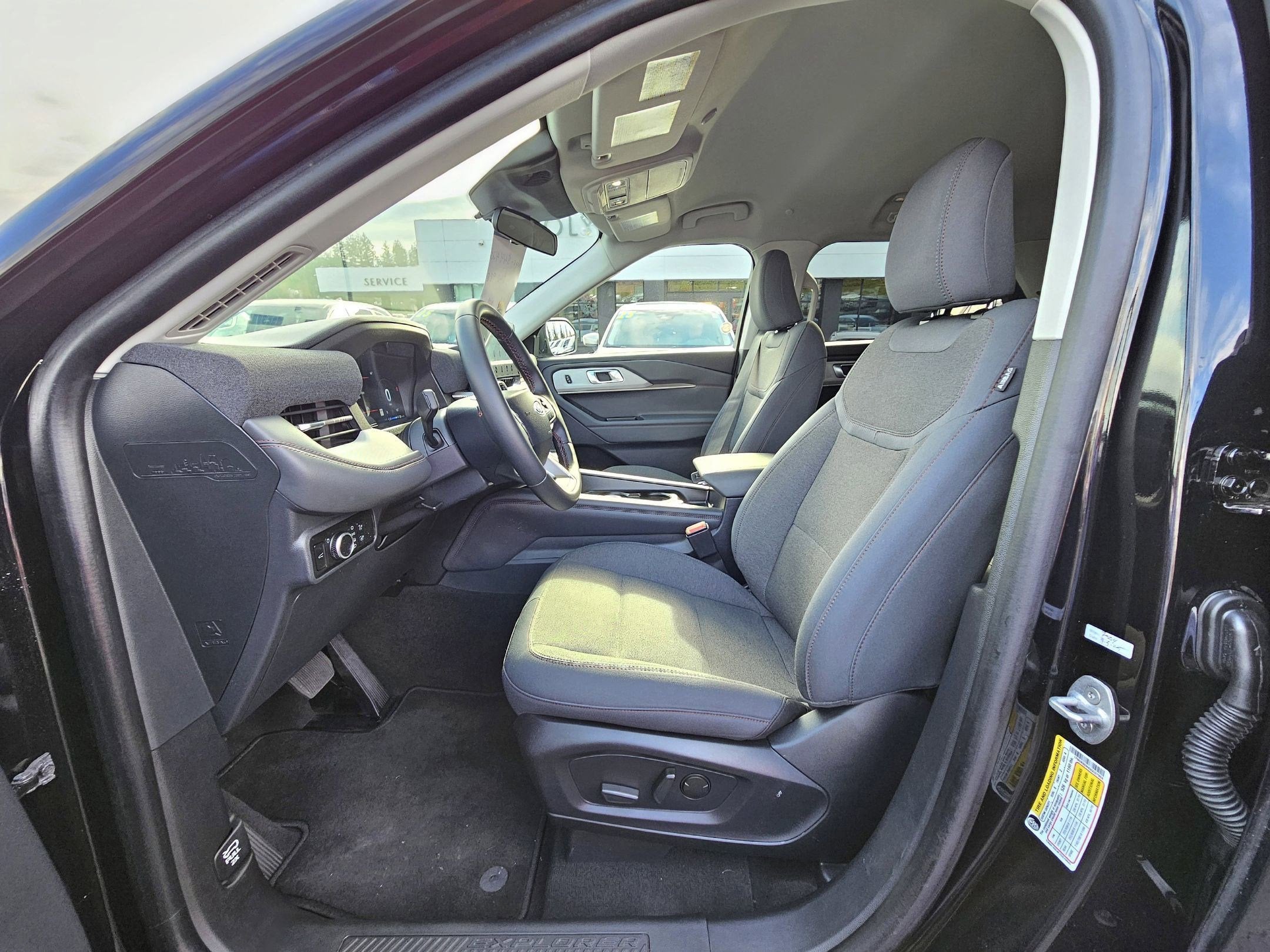 2025 Ford Explorer Active 4WD