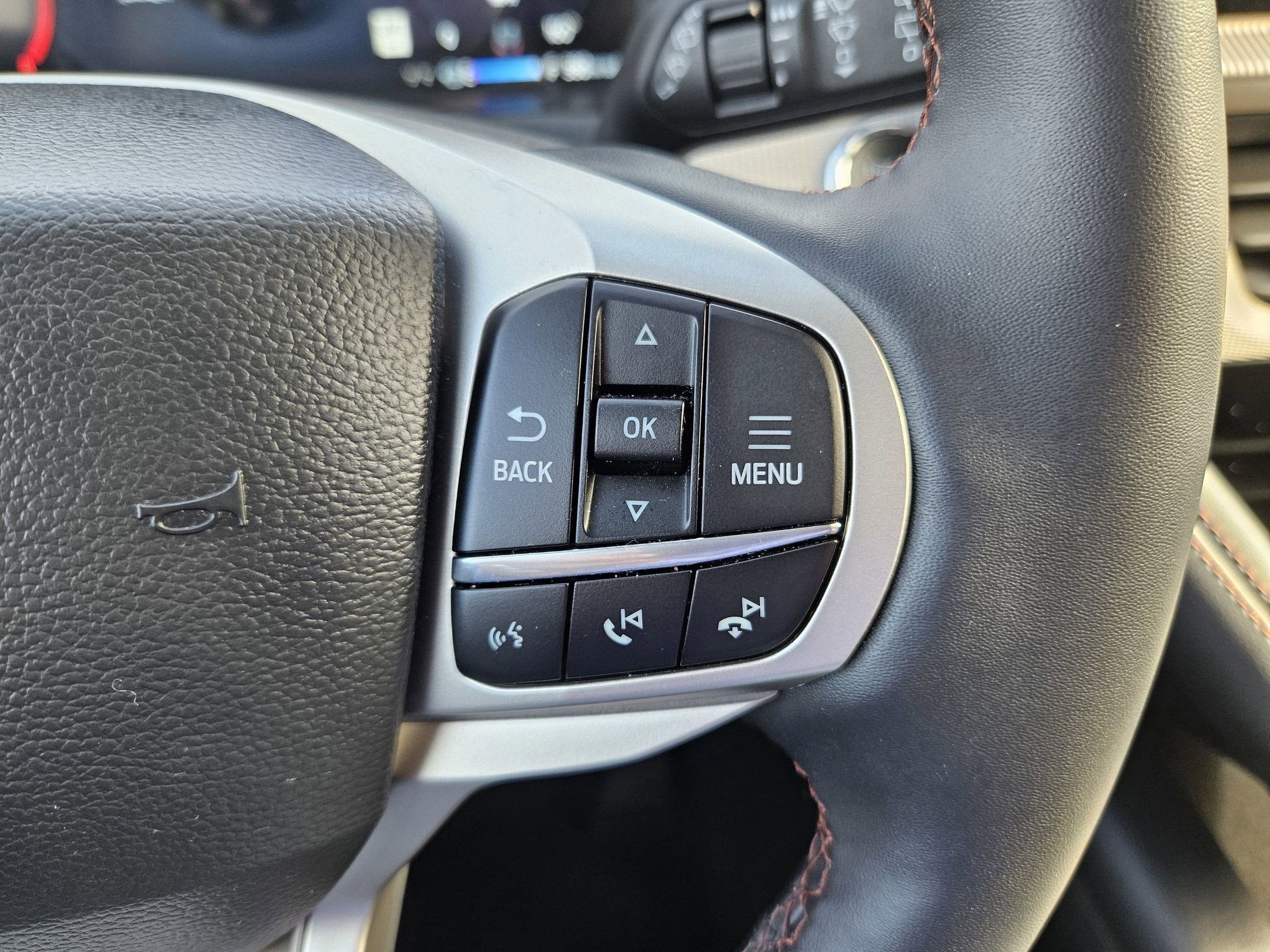 2025 Ford Explorer Active 4WD