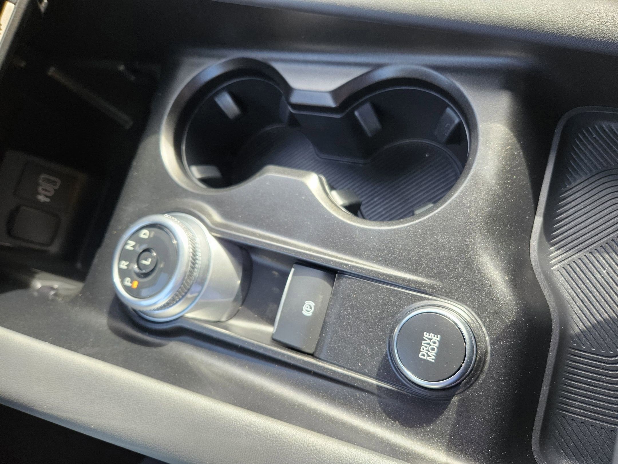 2025 Ford Explorer Active 4WD