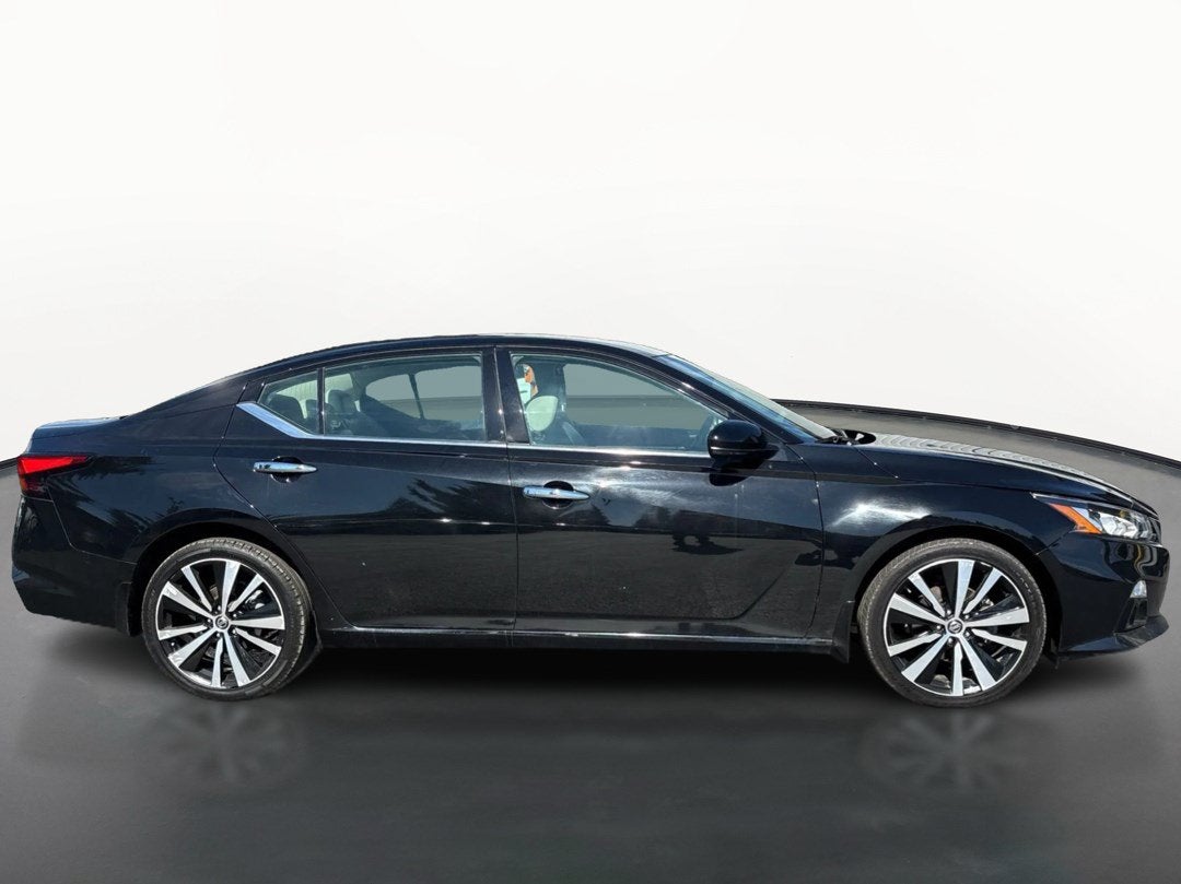 2020 Nissan Altima 2.5 Platinum