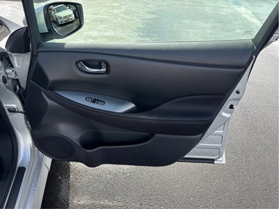 2022 Nissan LEAF S PLUS