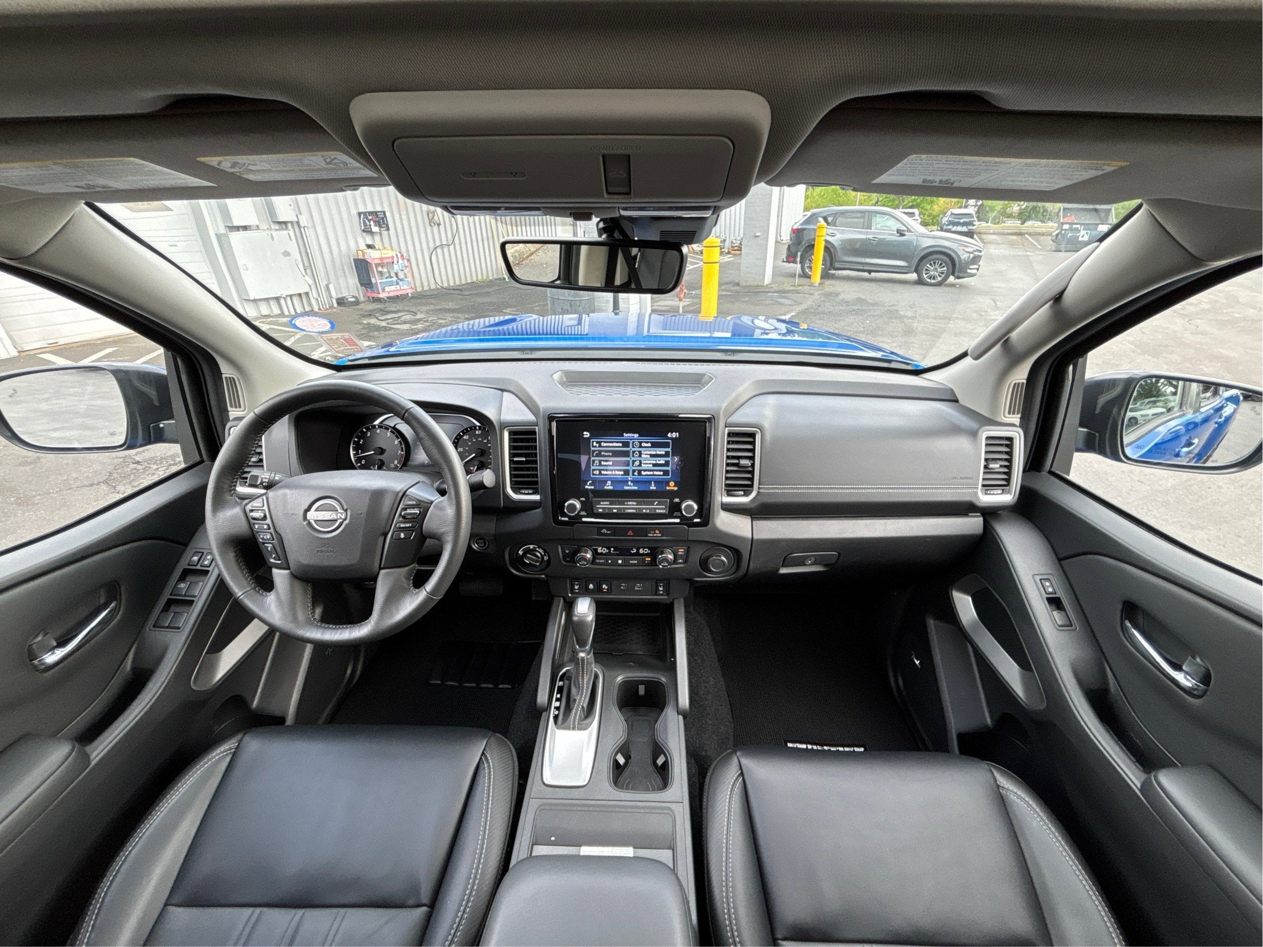 2024 Nissan Frontier SL