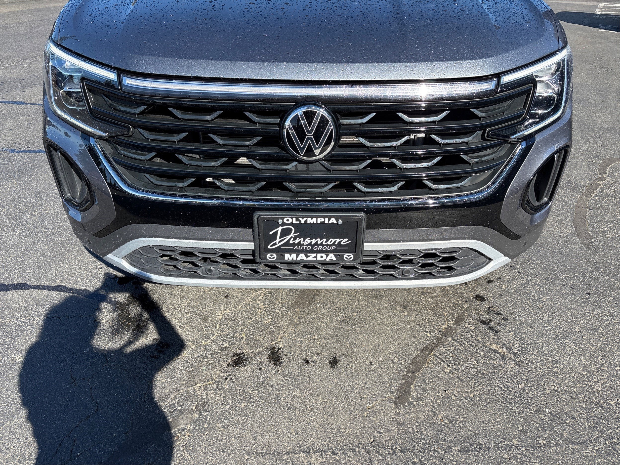 2025 Volkswagen Atlas Cross Sport 2.0T SE w/Technology