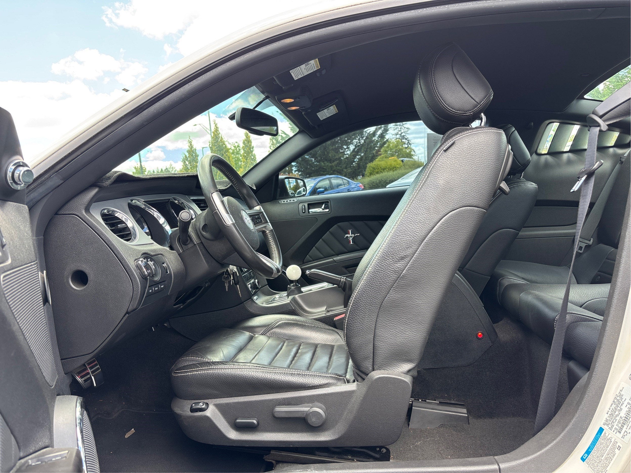 2012 Ford Mustang V6 Premium