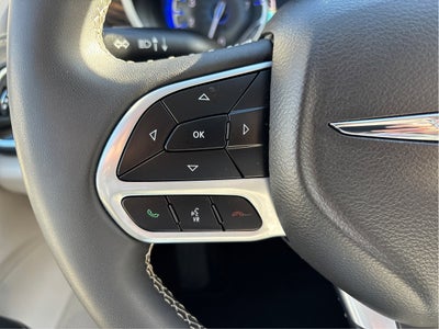 2024 Chrysler Pacifica Limited FWD