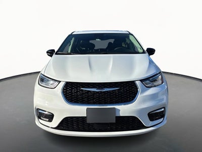2024 Chrysler Pacifica Limited FWD
