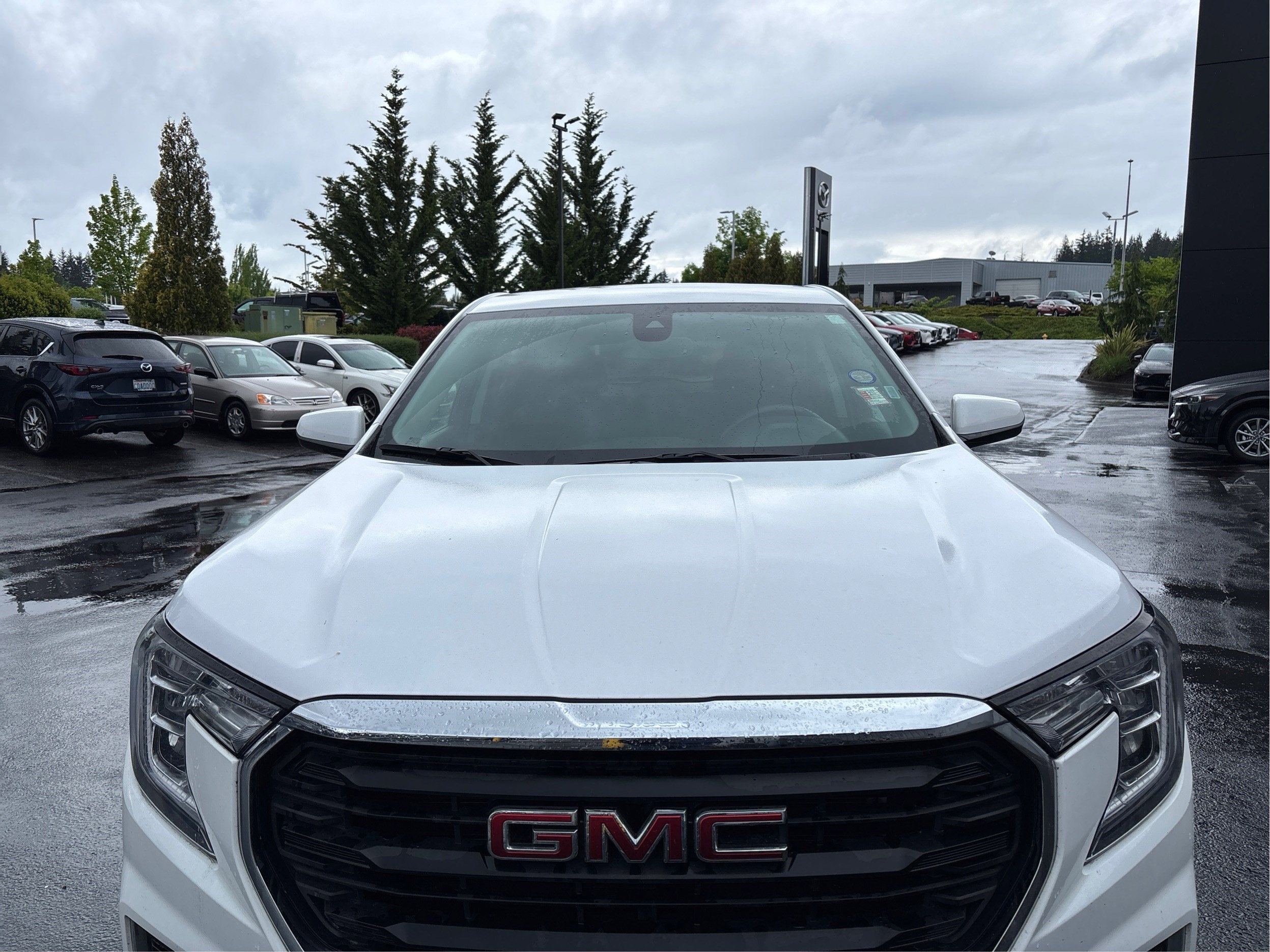 2024 GMC Terrain SLE