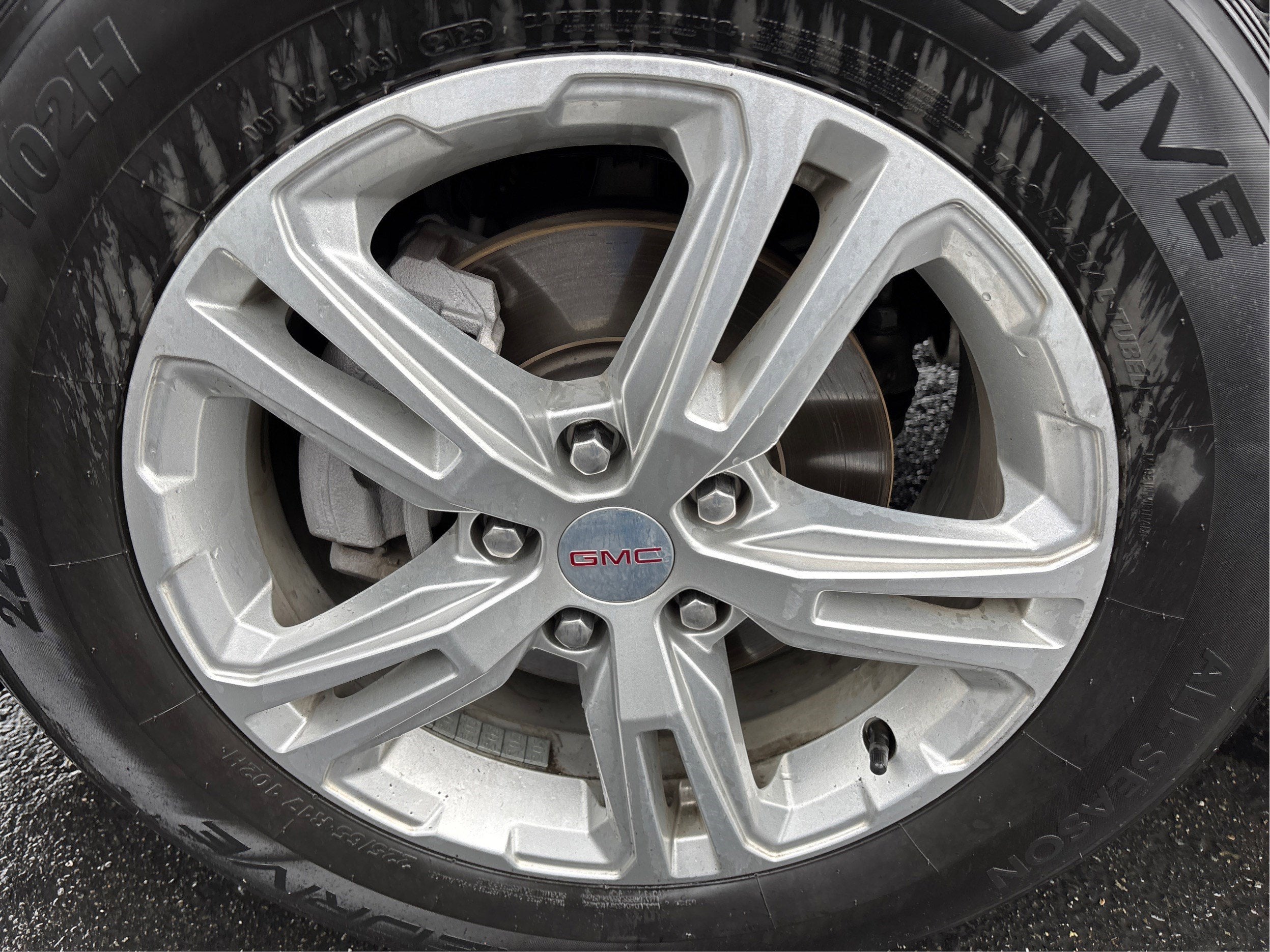 2024 GMC Terrain SLE