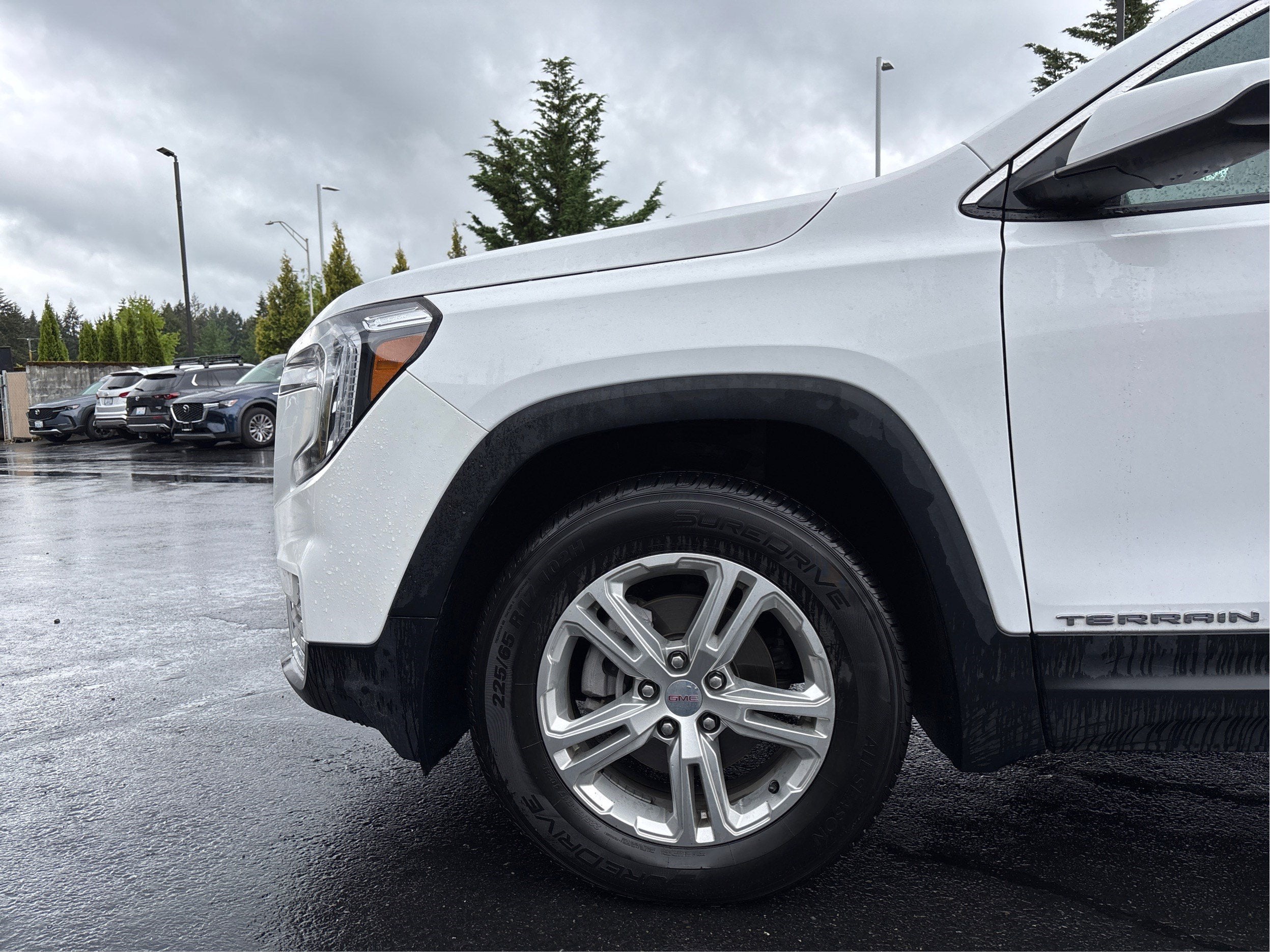 2024 GMC Terrain SLE