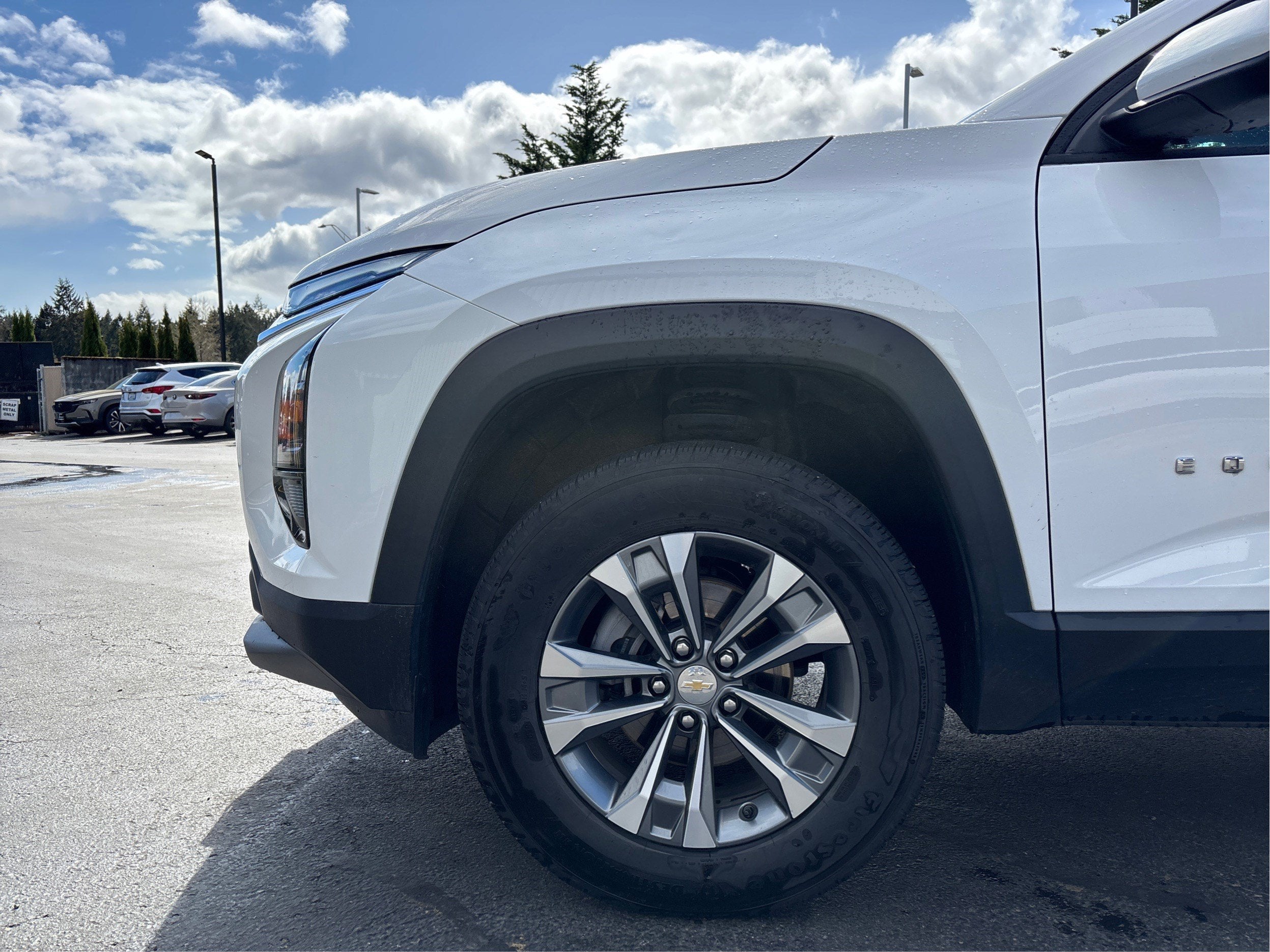 2025 Chevrolet Equinox FWD LT