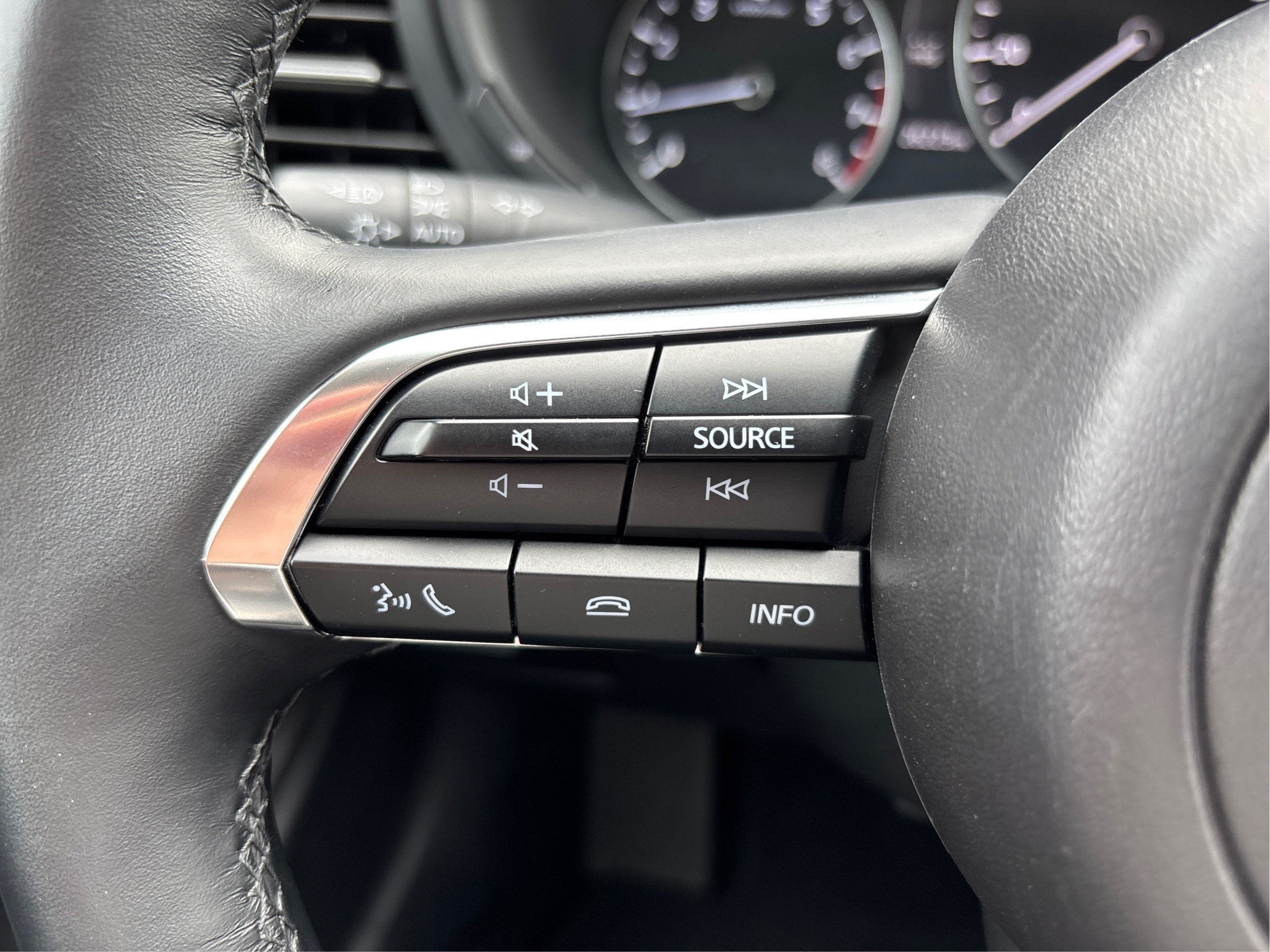 2025 Mazda Mazda3 Sedan Select Sport FWD