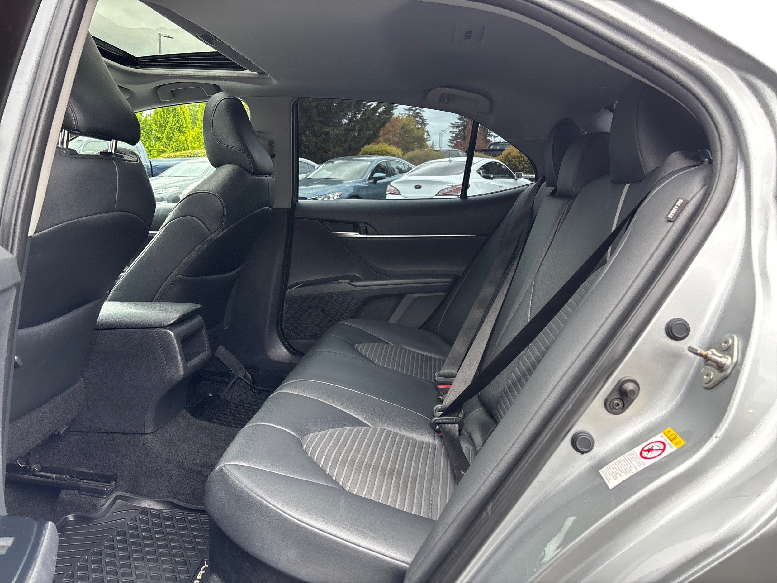 2018 Toyota Camry Hybrid SE