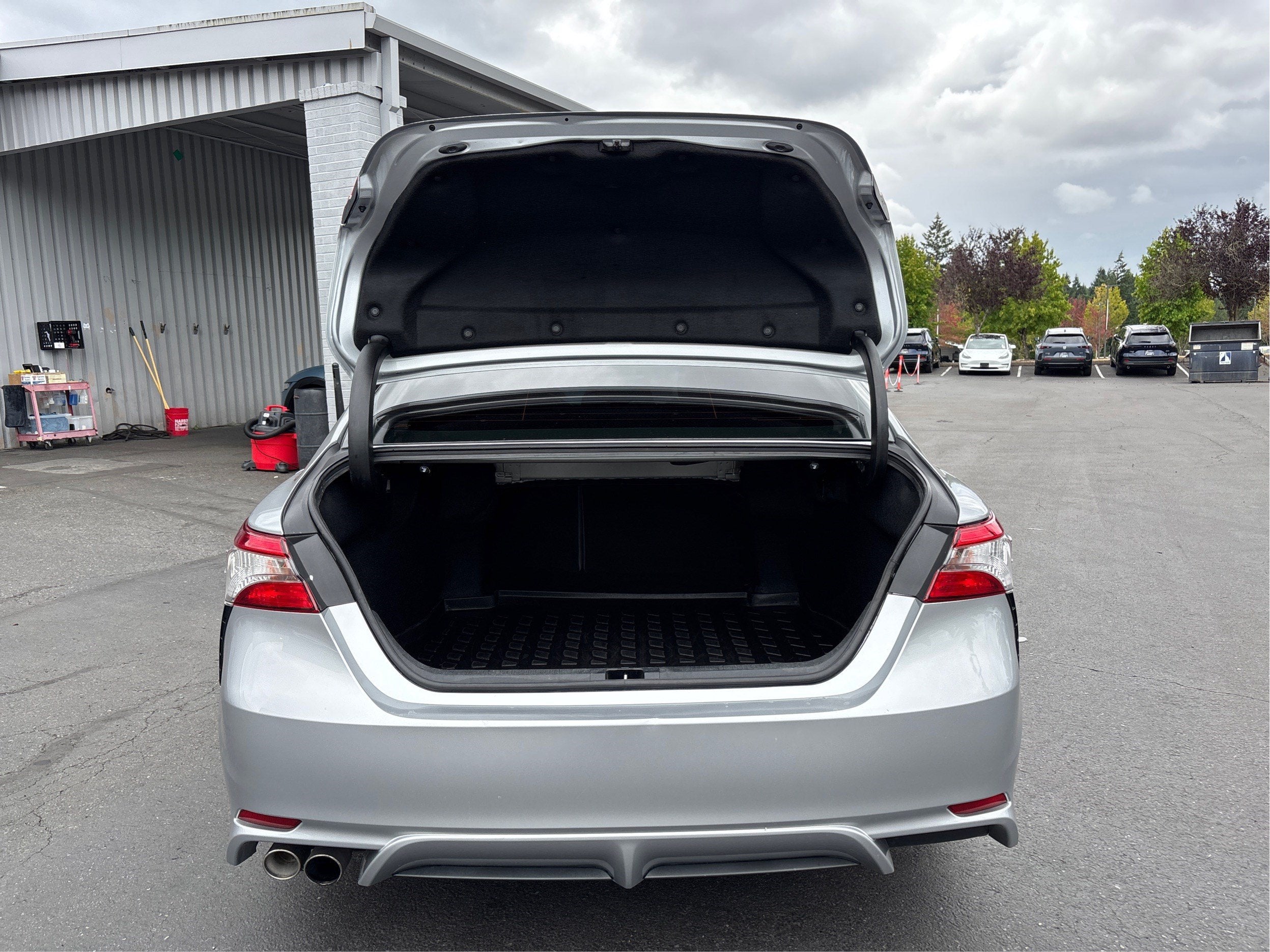 2018 Toyota Camry Hybrid SE