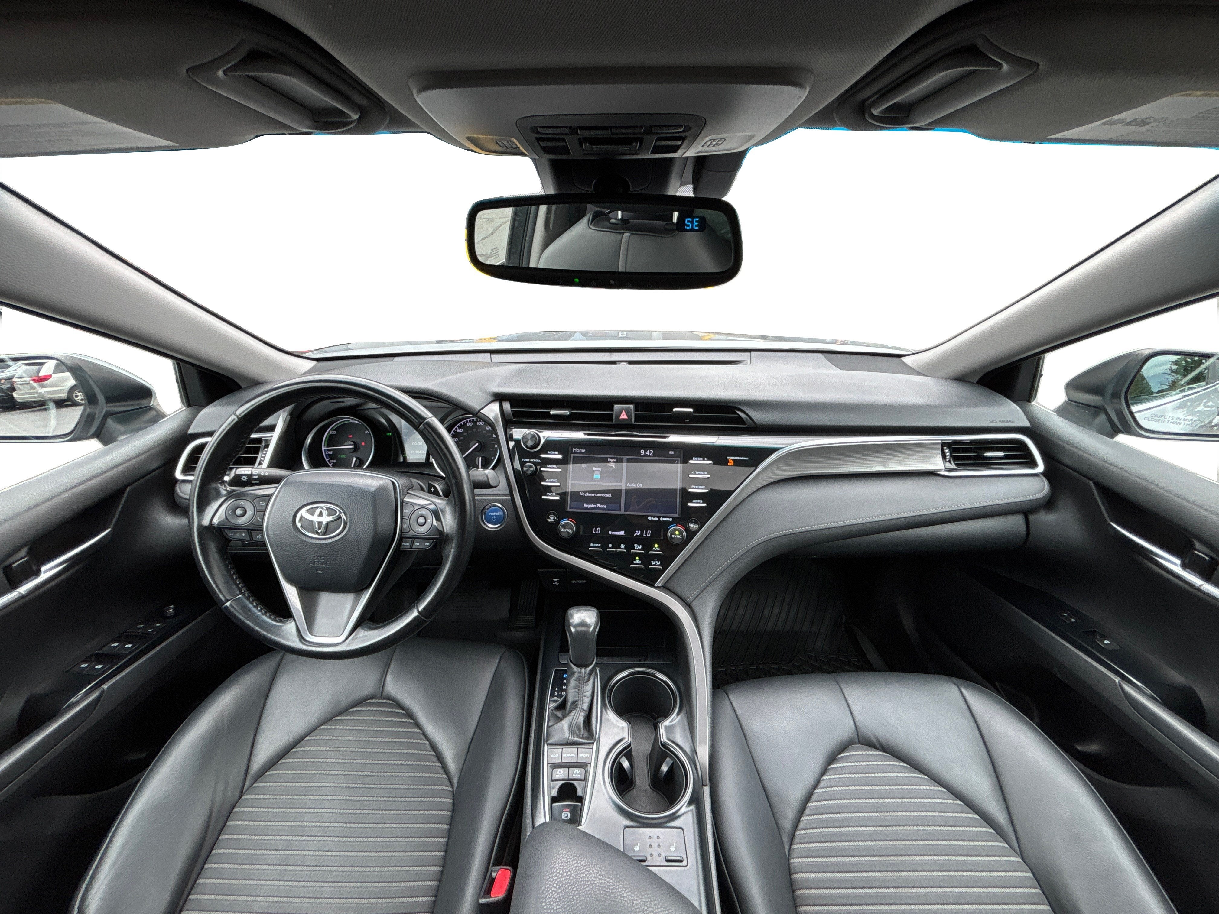 2018 Toyota Camry Hybrid SE