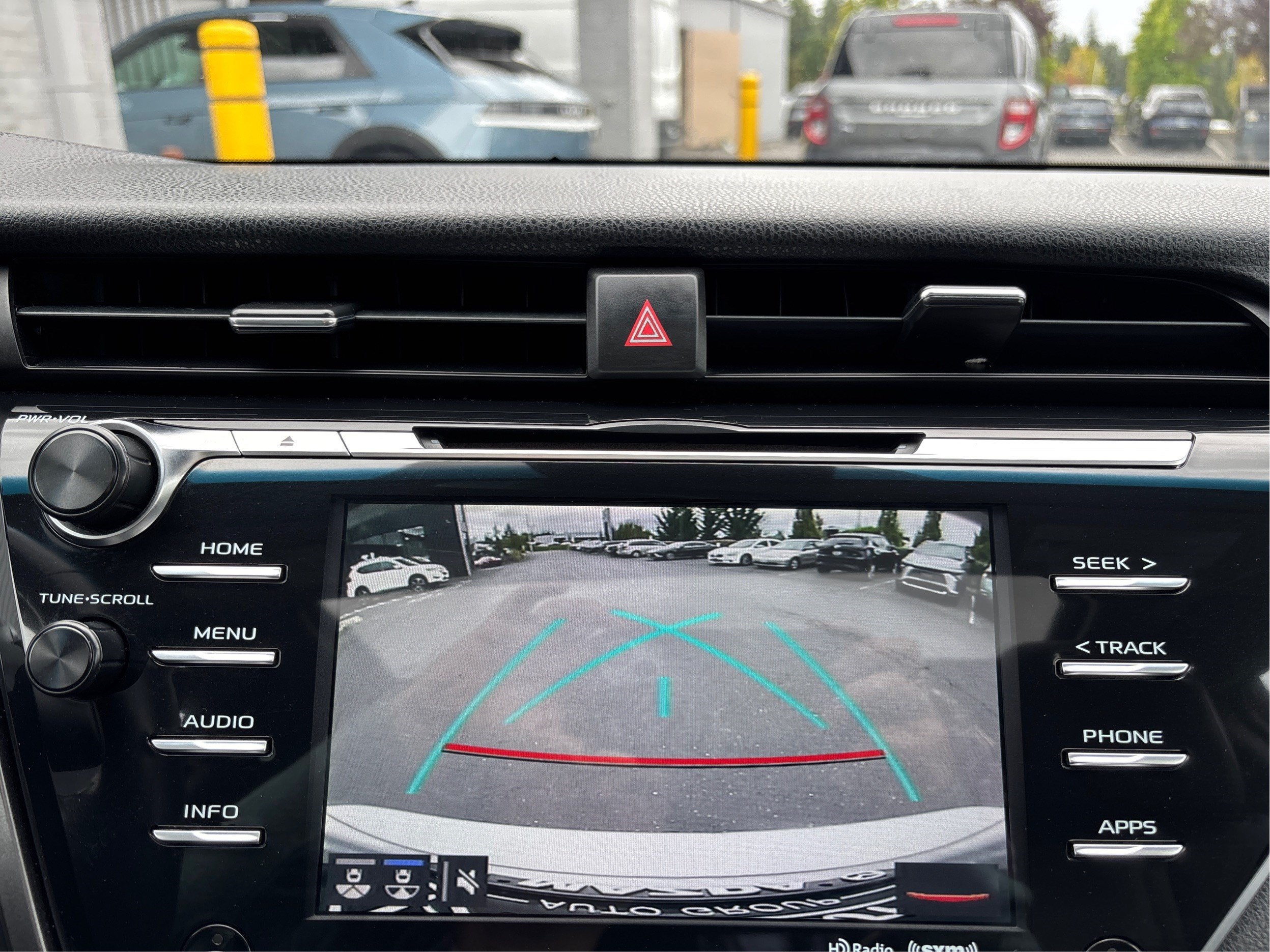 2018 Toyota Camry Hybrid SE