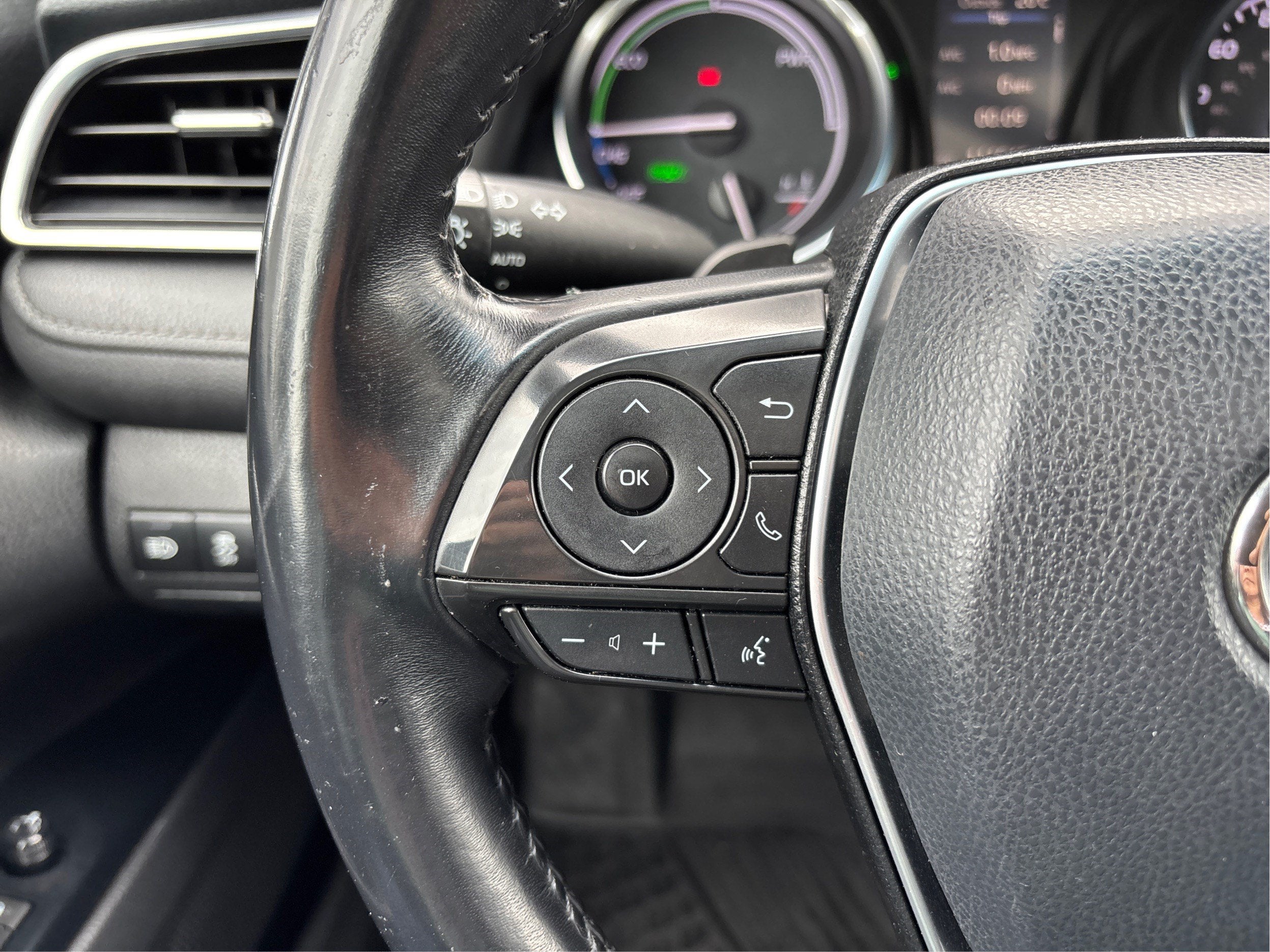 2018 Toyota Camry Hybrid SE