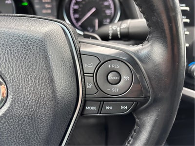 2018 Toyota Camry Hybrid SE