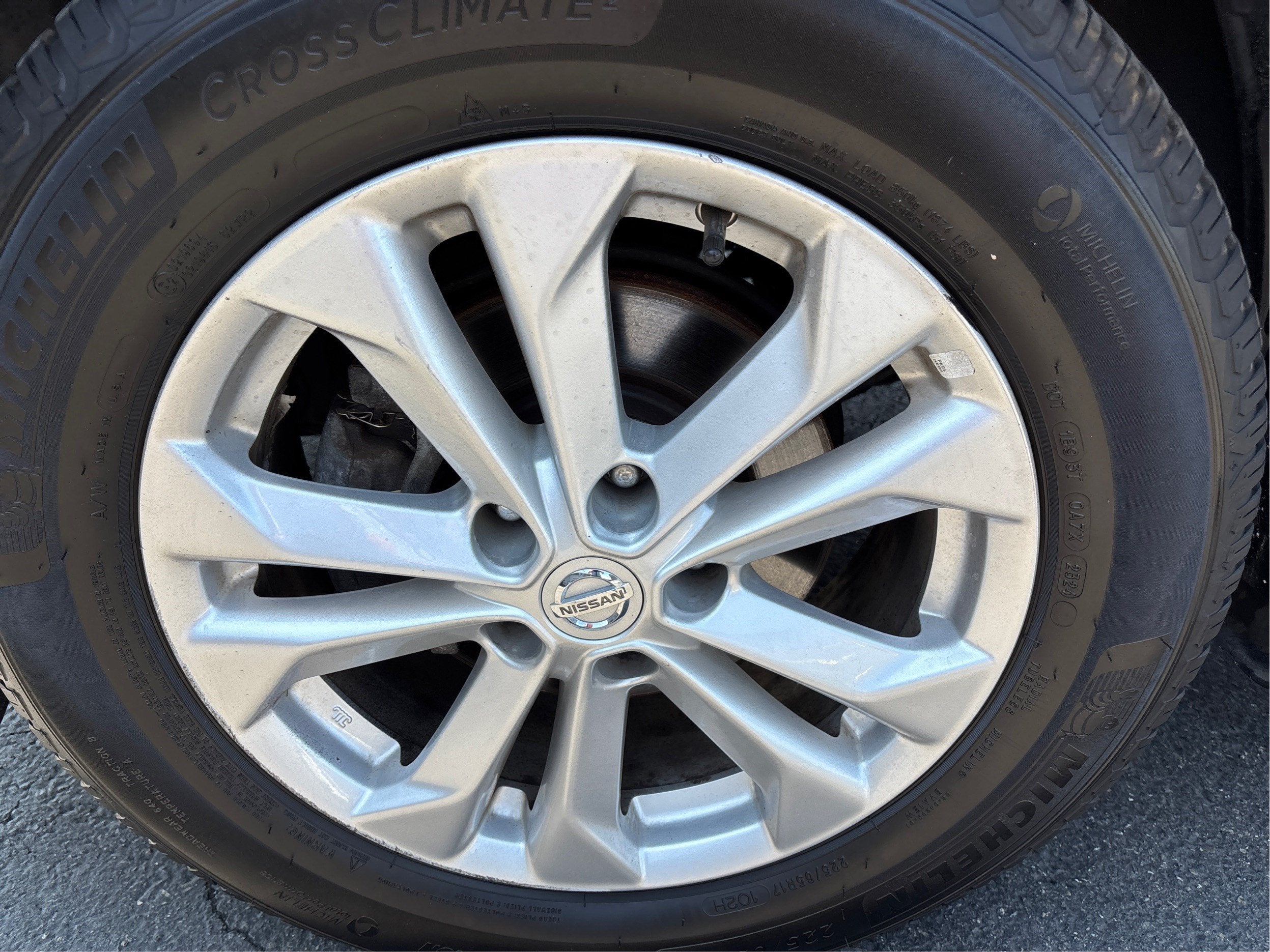 2016 Nissan Rogue SV AWD