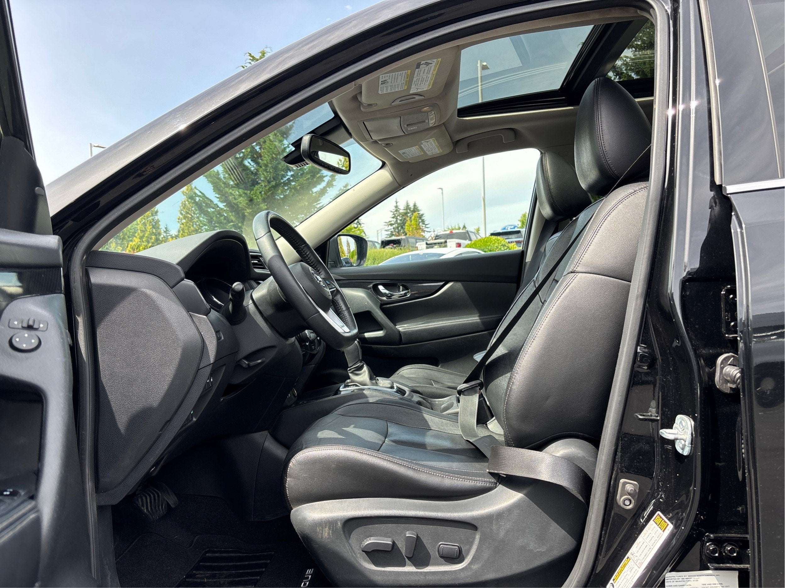 2020 Nissan Rogue SL