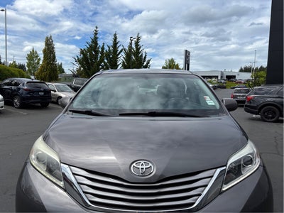 2015 Toyota Sienna XLE