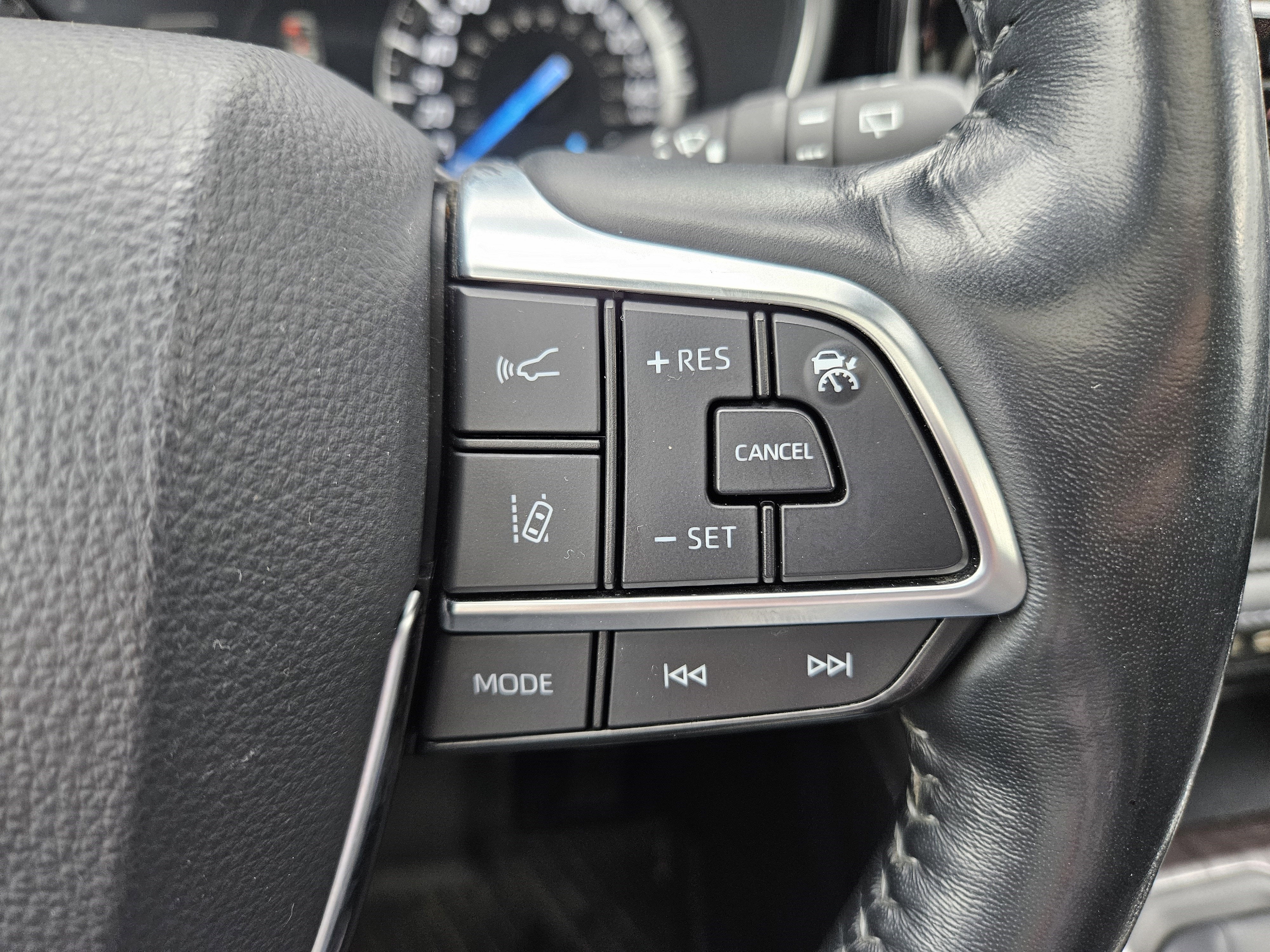 2020 Toyota Highlander Hybrid Platinum AWD