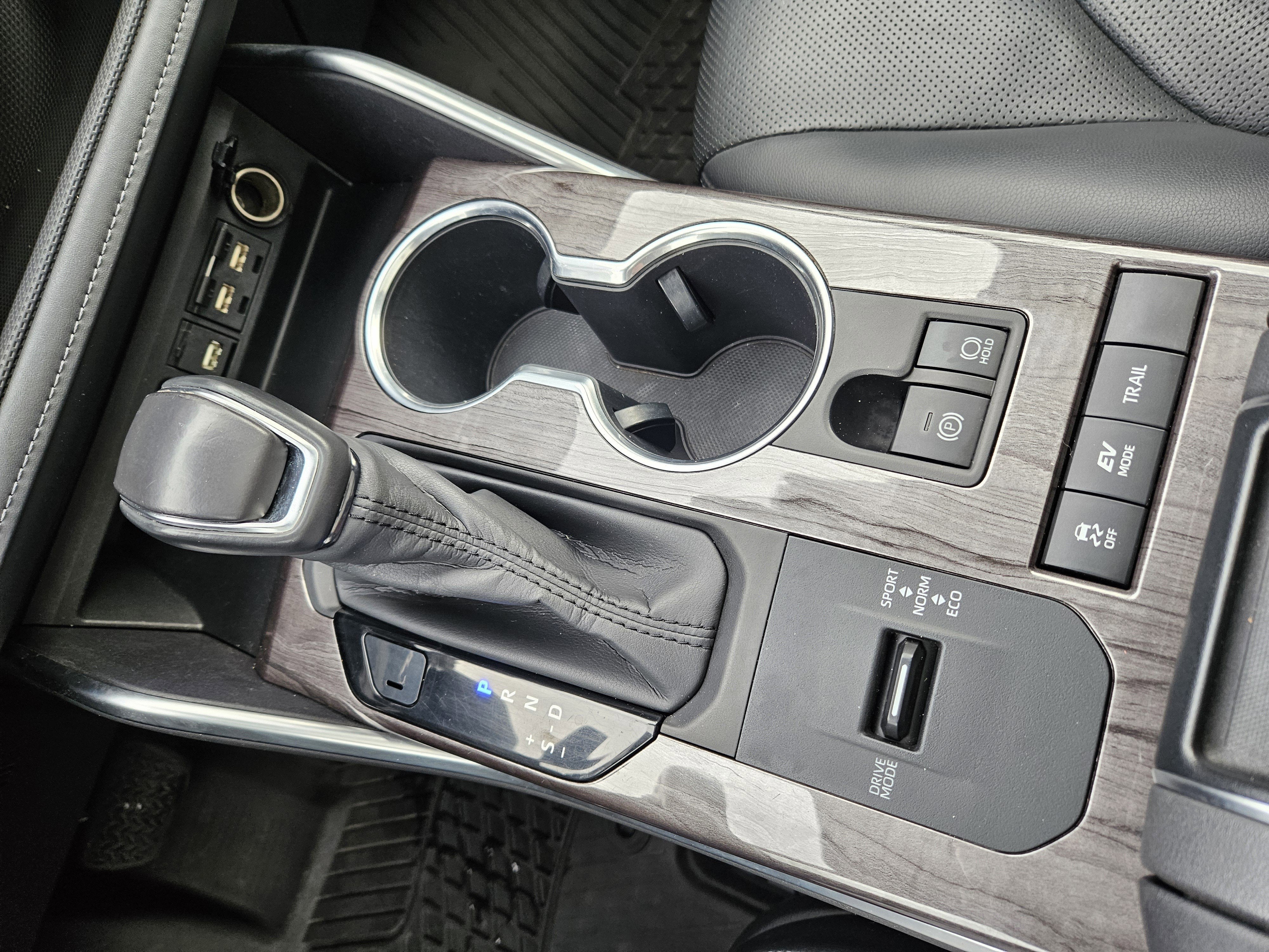 2020 Toyota Highlander Hybrid Platinum AWD