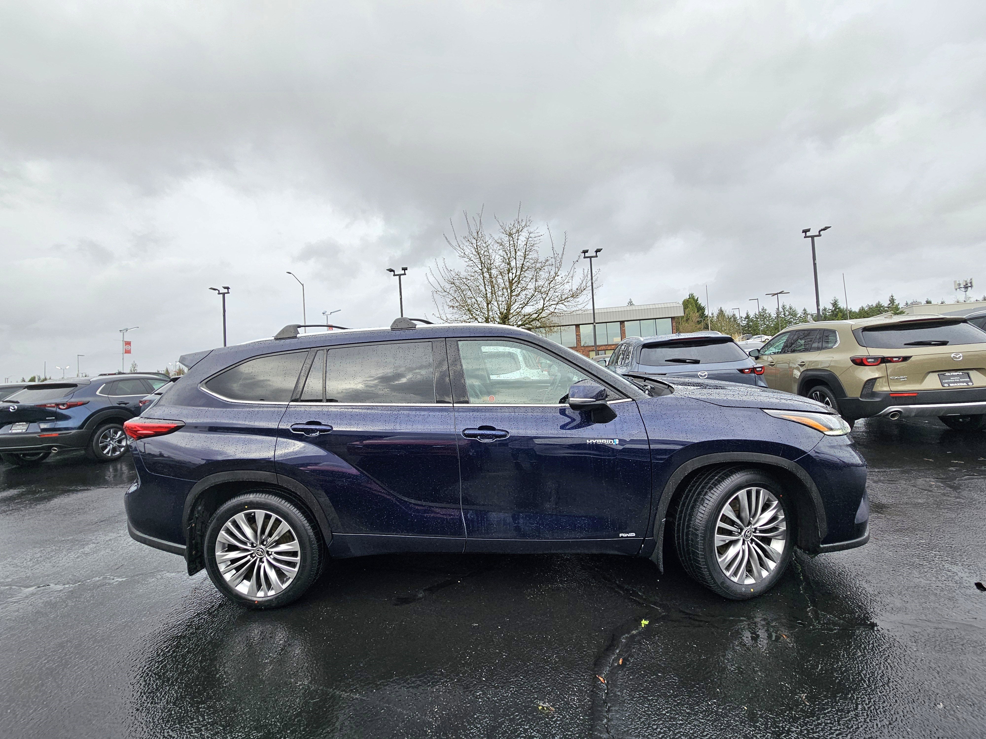 2020 Toyota Highlander Hybrid Platinum AWD