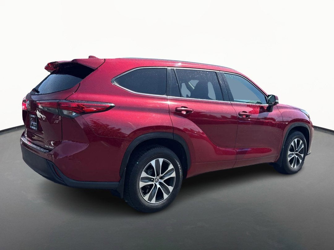 2021 Toyota Highlander XLE AWD