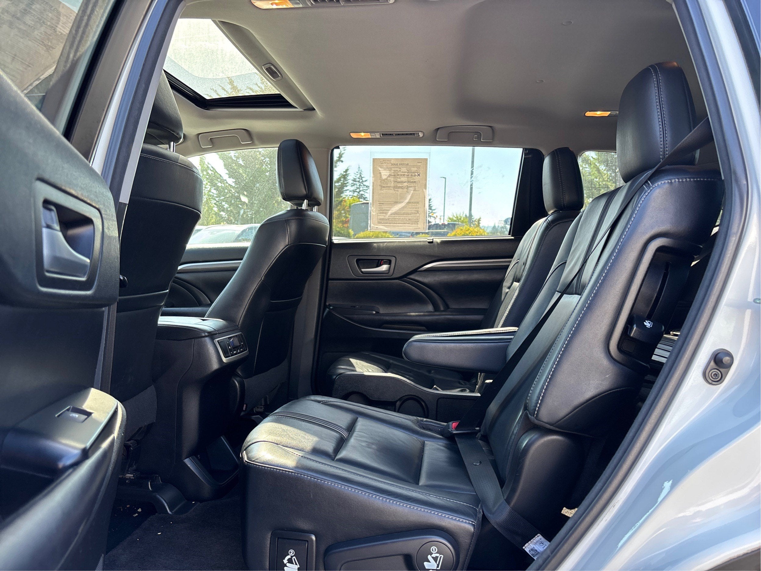 2017 Toyota Highlander SE V6 AWD