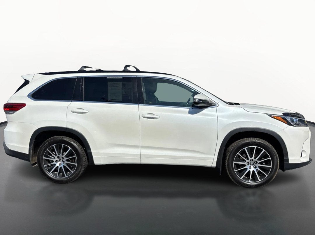 2017 Toyota Highlander SE V6 AWD