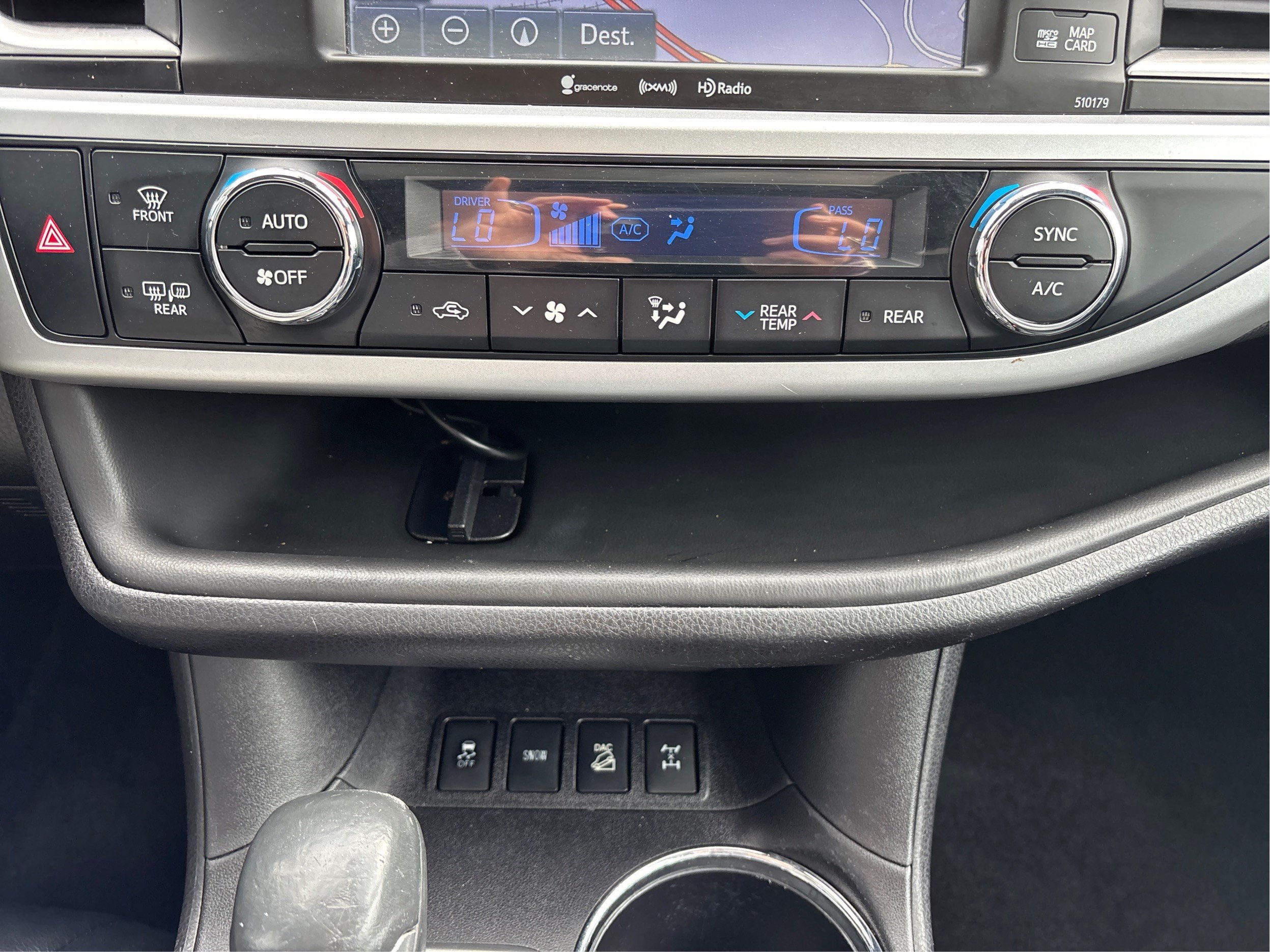 2017 Toyota Highlander SE V6 AWD