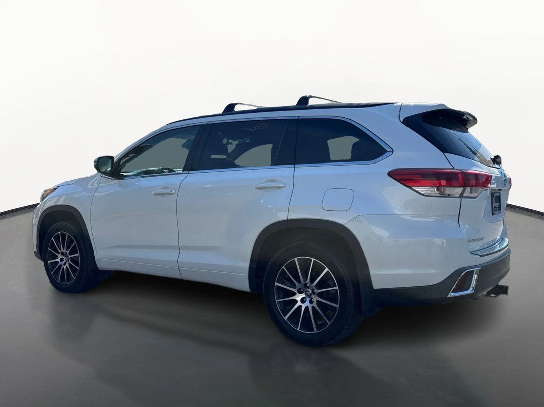 2017 Toyota Highlander SE V6 AWD