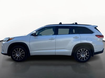 2017 Toyota Highlander SE V6 AWD