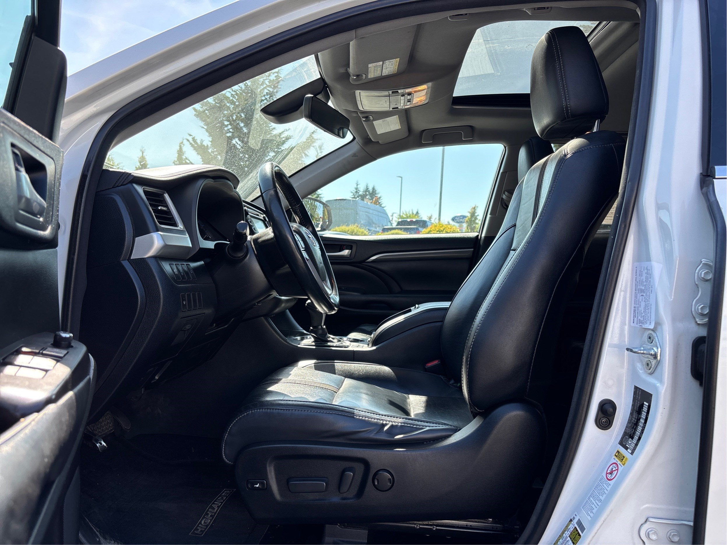 2017 Toyota Highlander SE V6 AWD