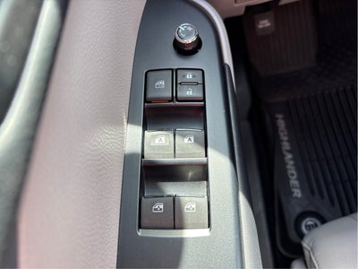 2019 Toyota Highlander XLE V6 AWD